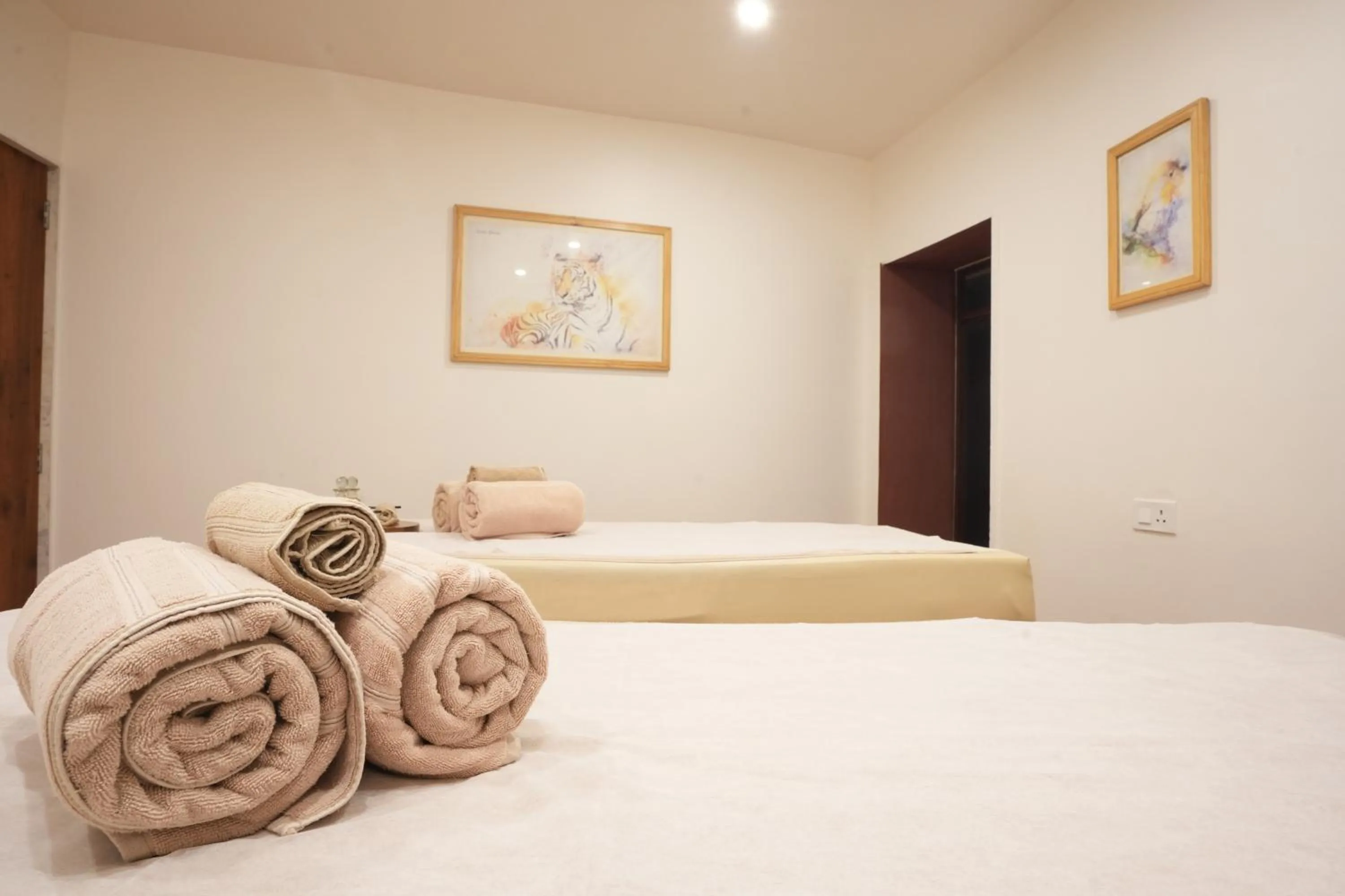 Spa and wellness centre/facilities, Bed in Astroport Sariska Treetop by Eight Continents