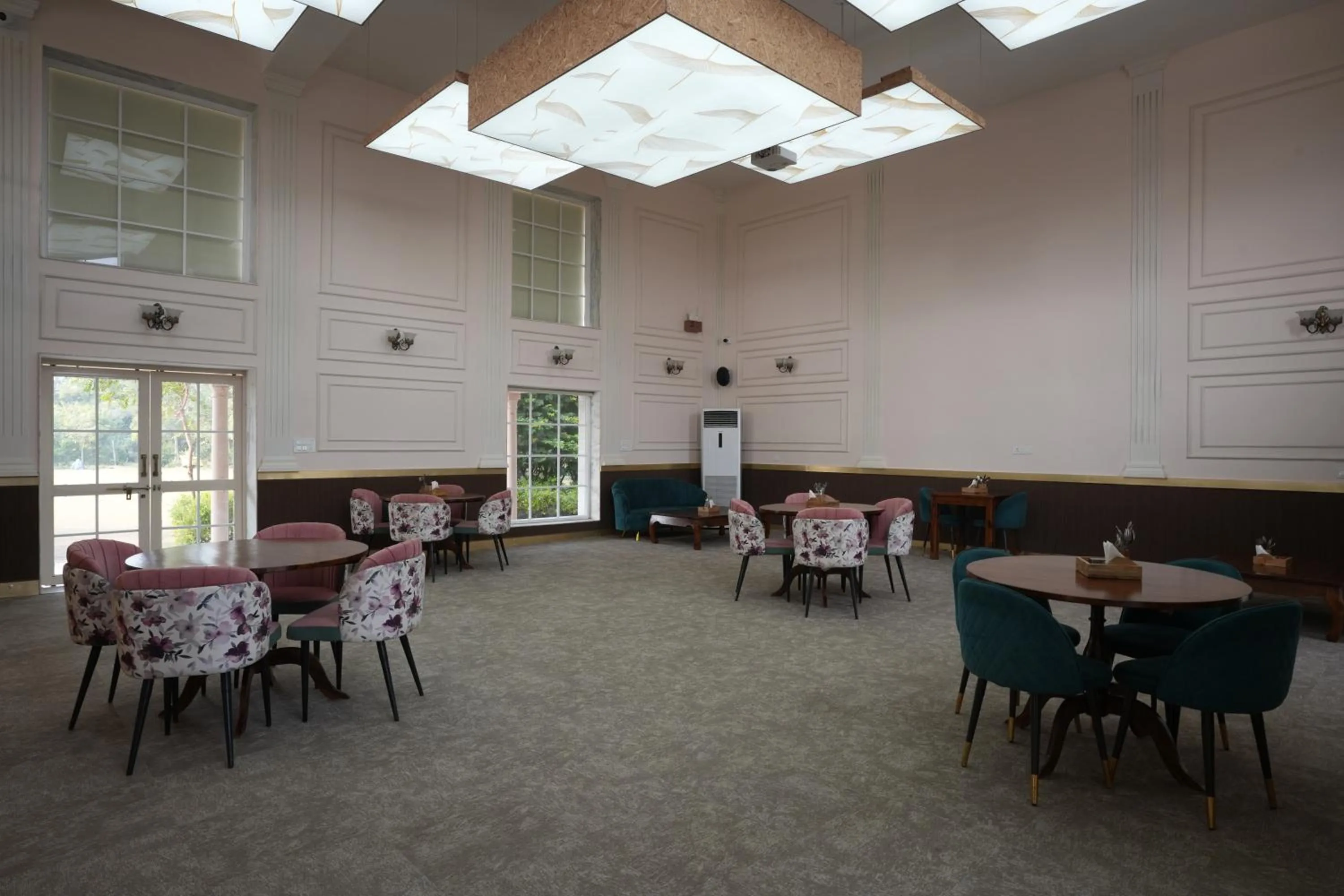 Meeting/conference room in Astroport Sariska Treetop by Eight Continents