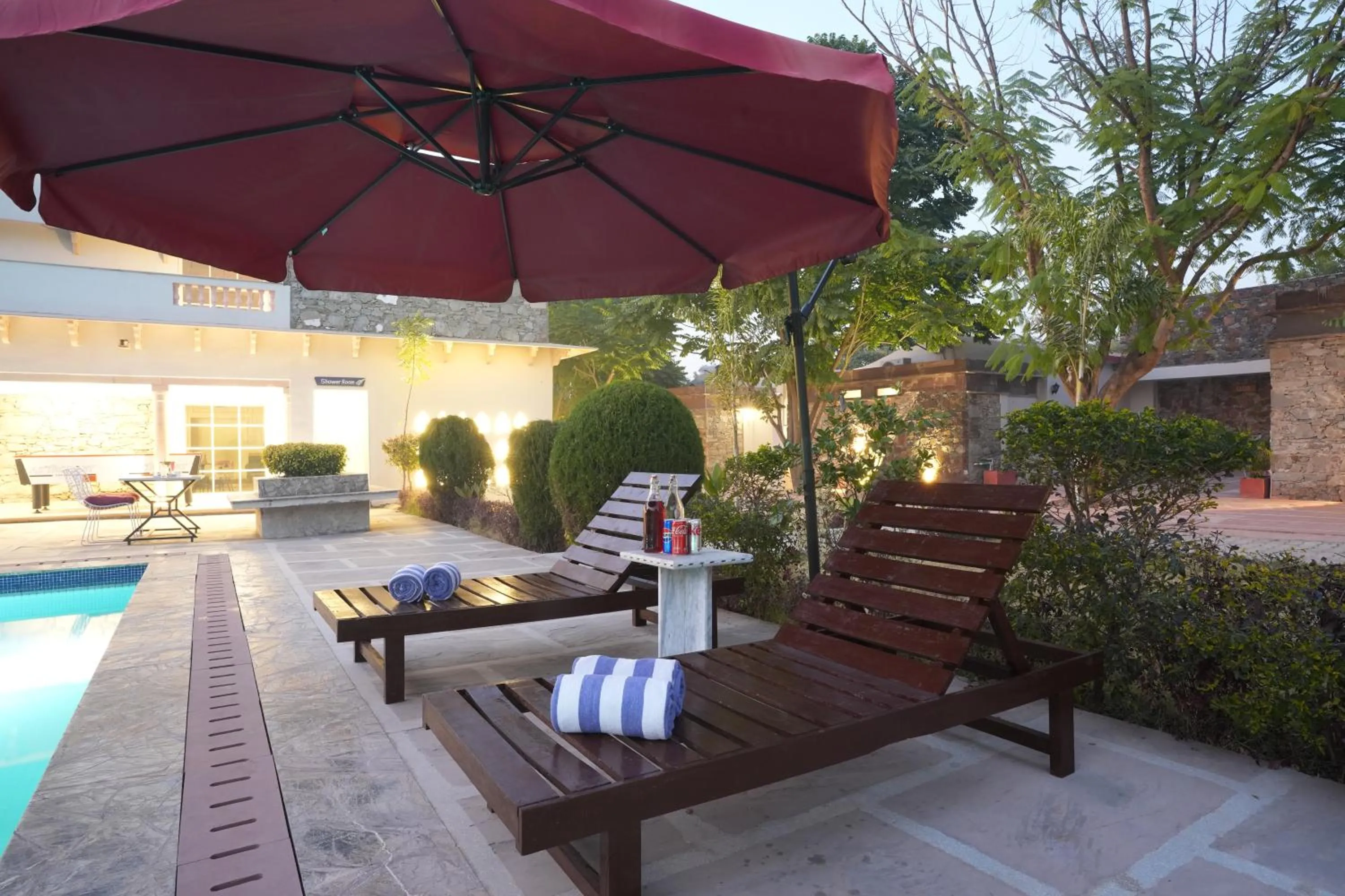 Swimming pool in Astroport Sariska Treetop by Eight Continents