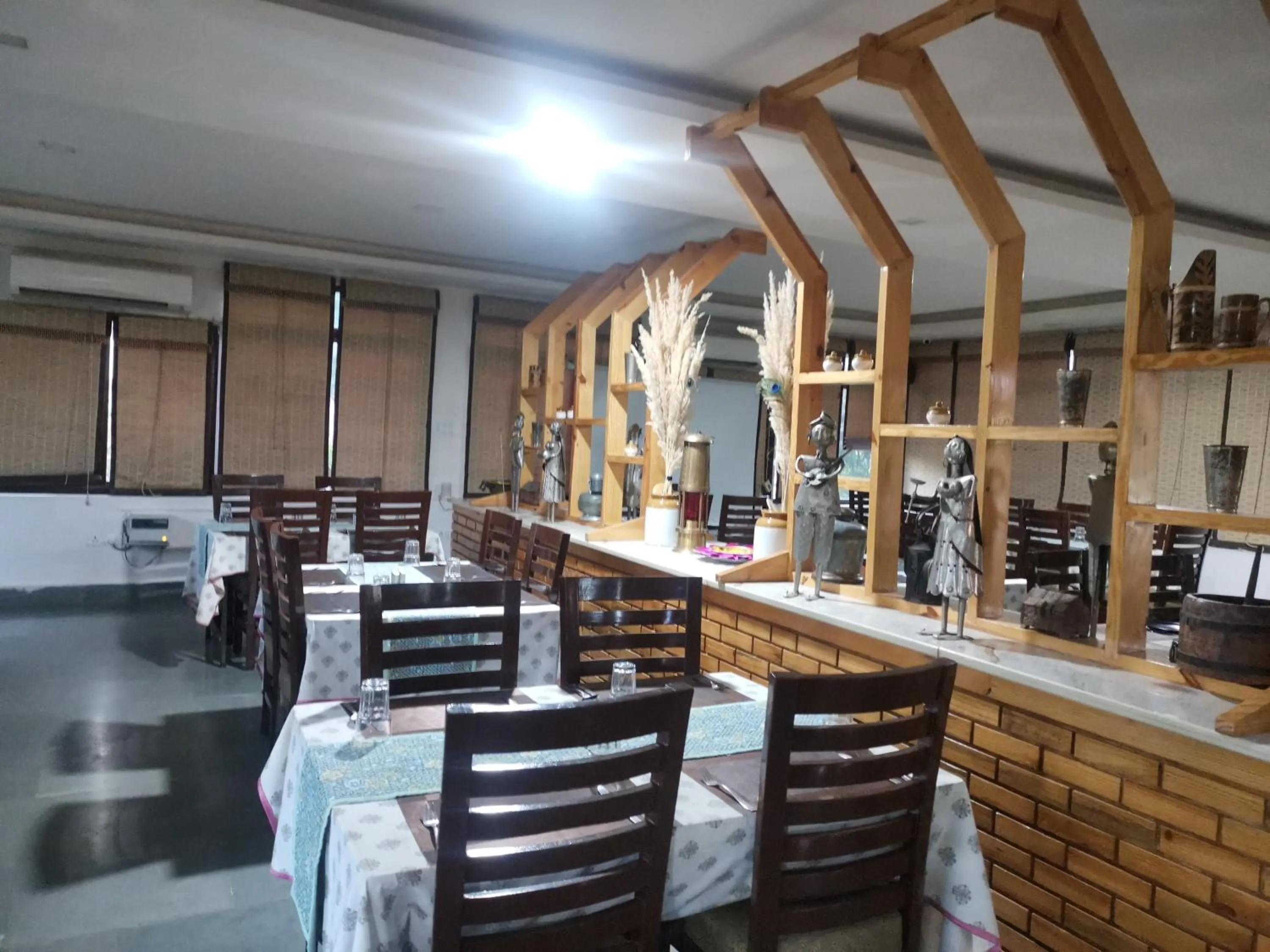 Restaurant/places to eat in Astroport Sariska Treetop by Eight Continents