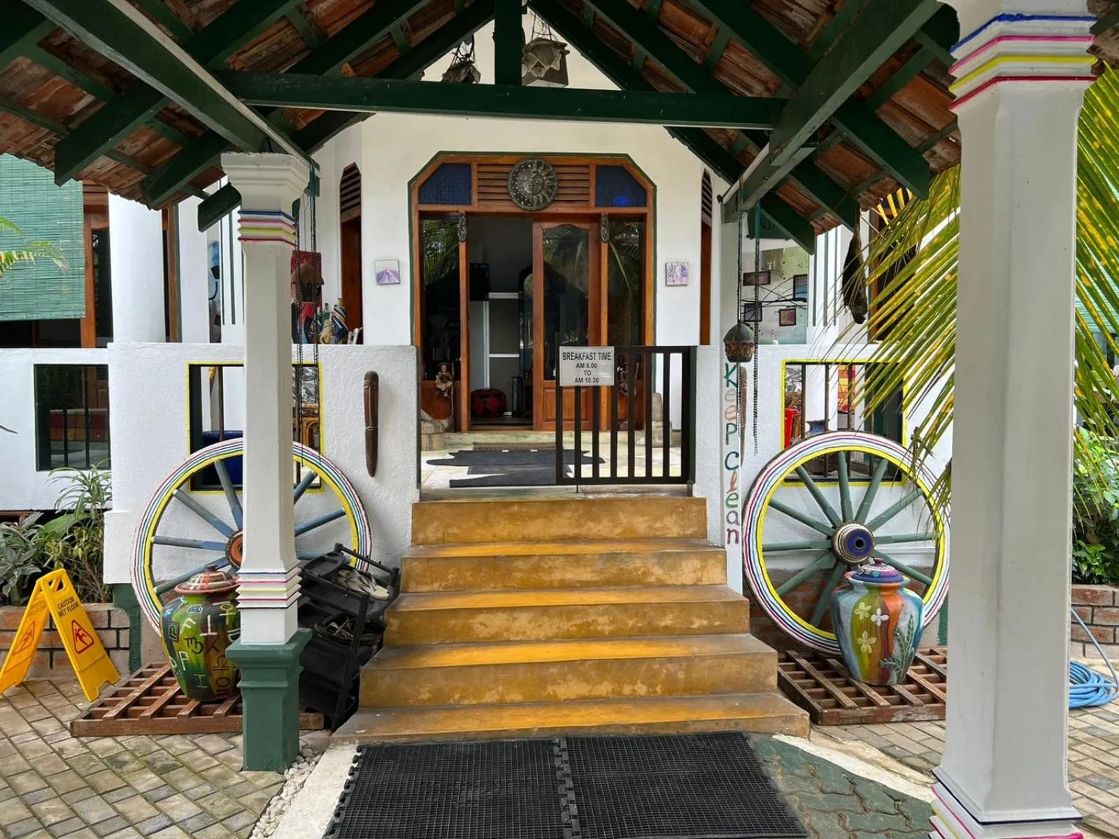 Facade/entrance in Frangipani Beach Villa