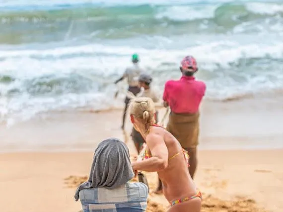 Day in Frangipani Beach Villa