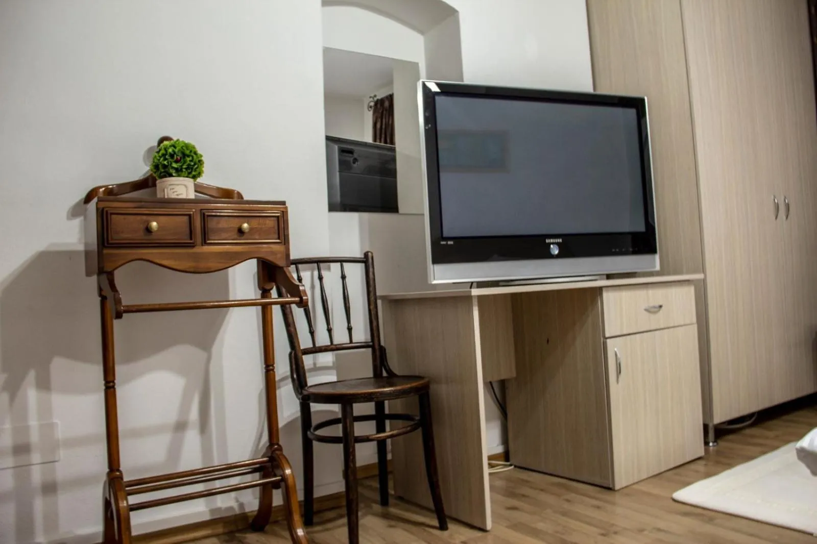 Happy Accomodation