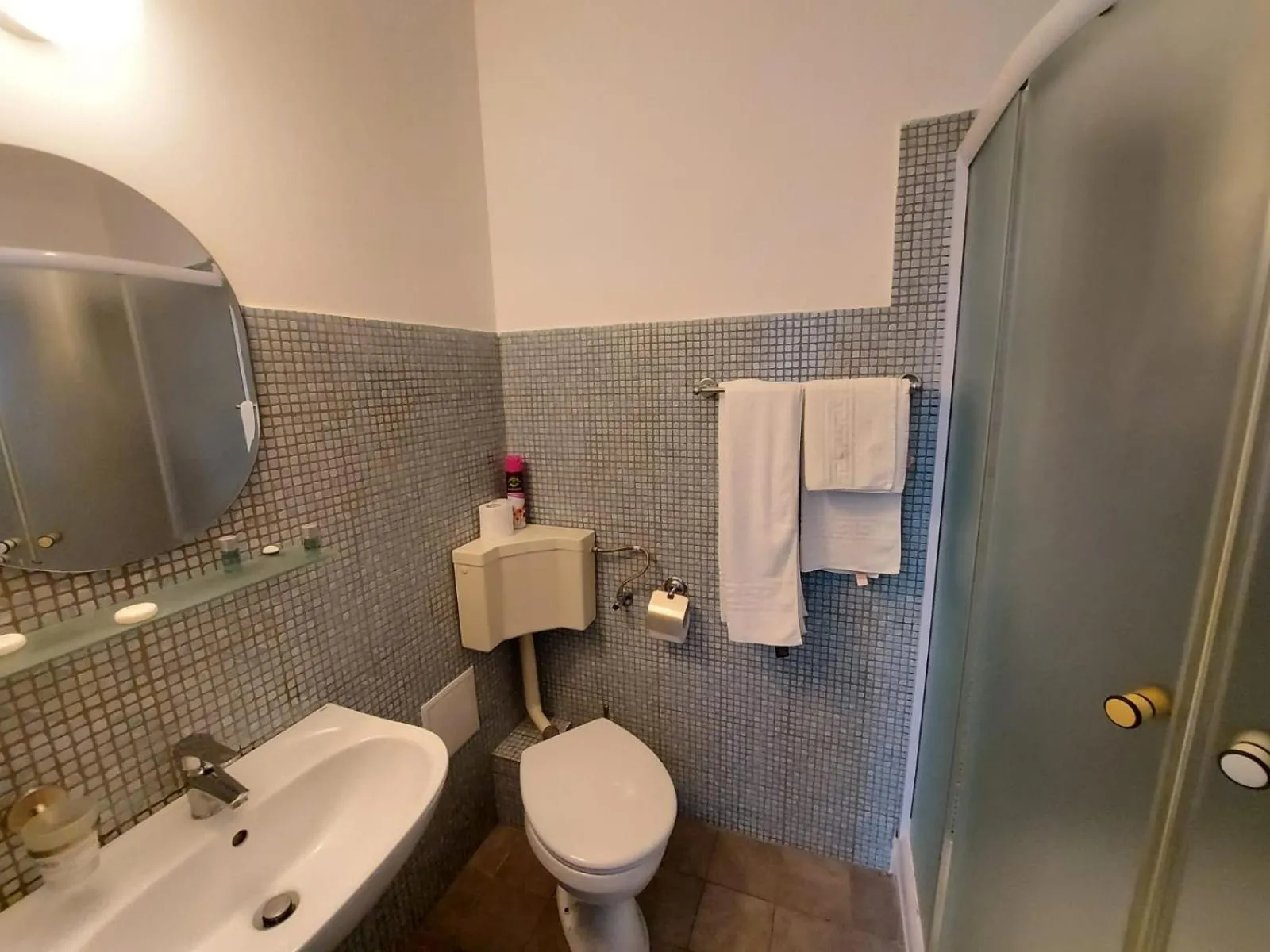 Happy Accomodation