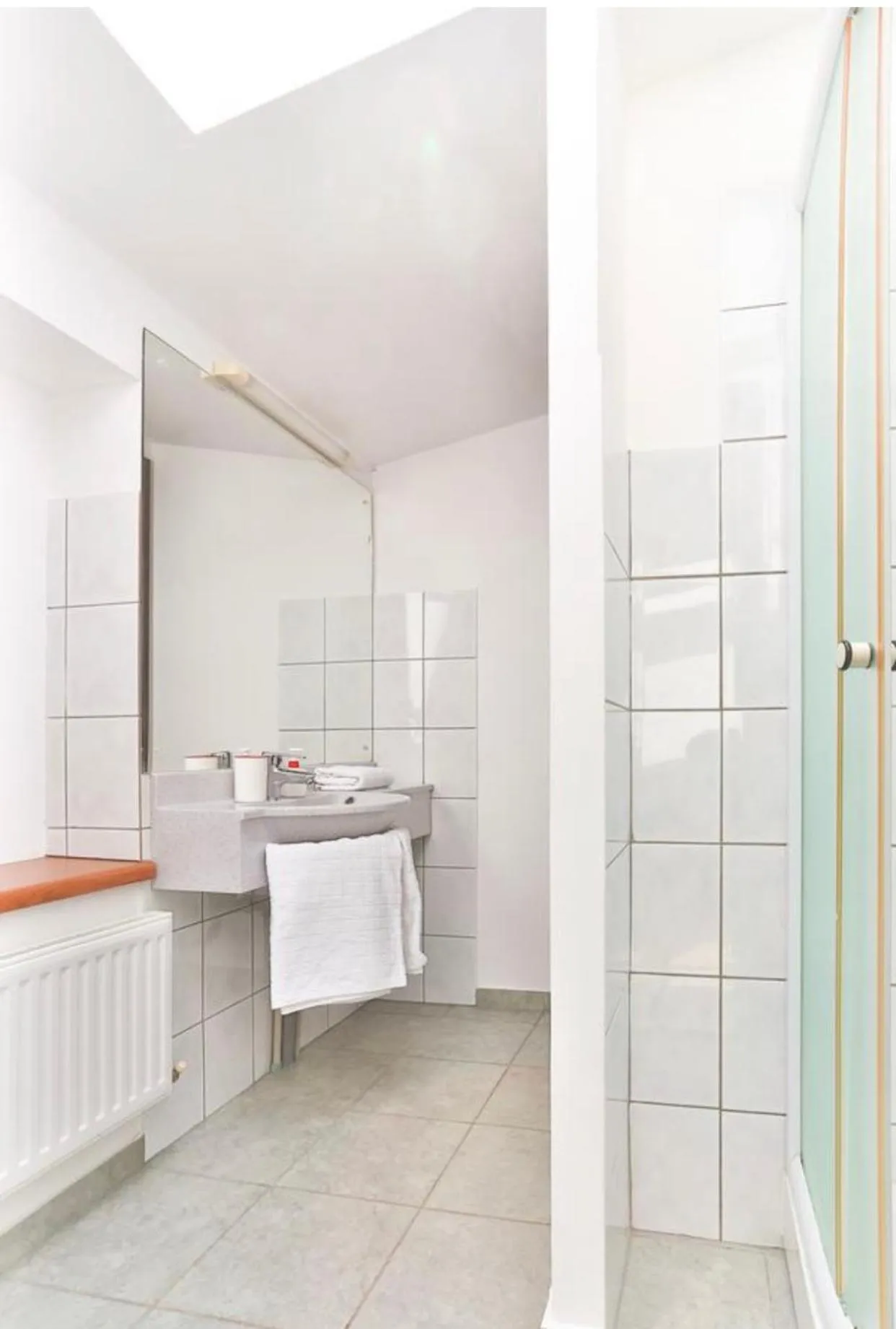 Bathroom in Happy Accomodation