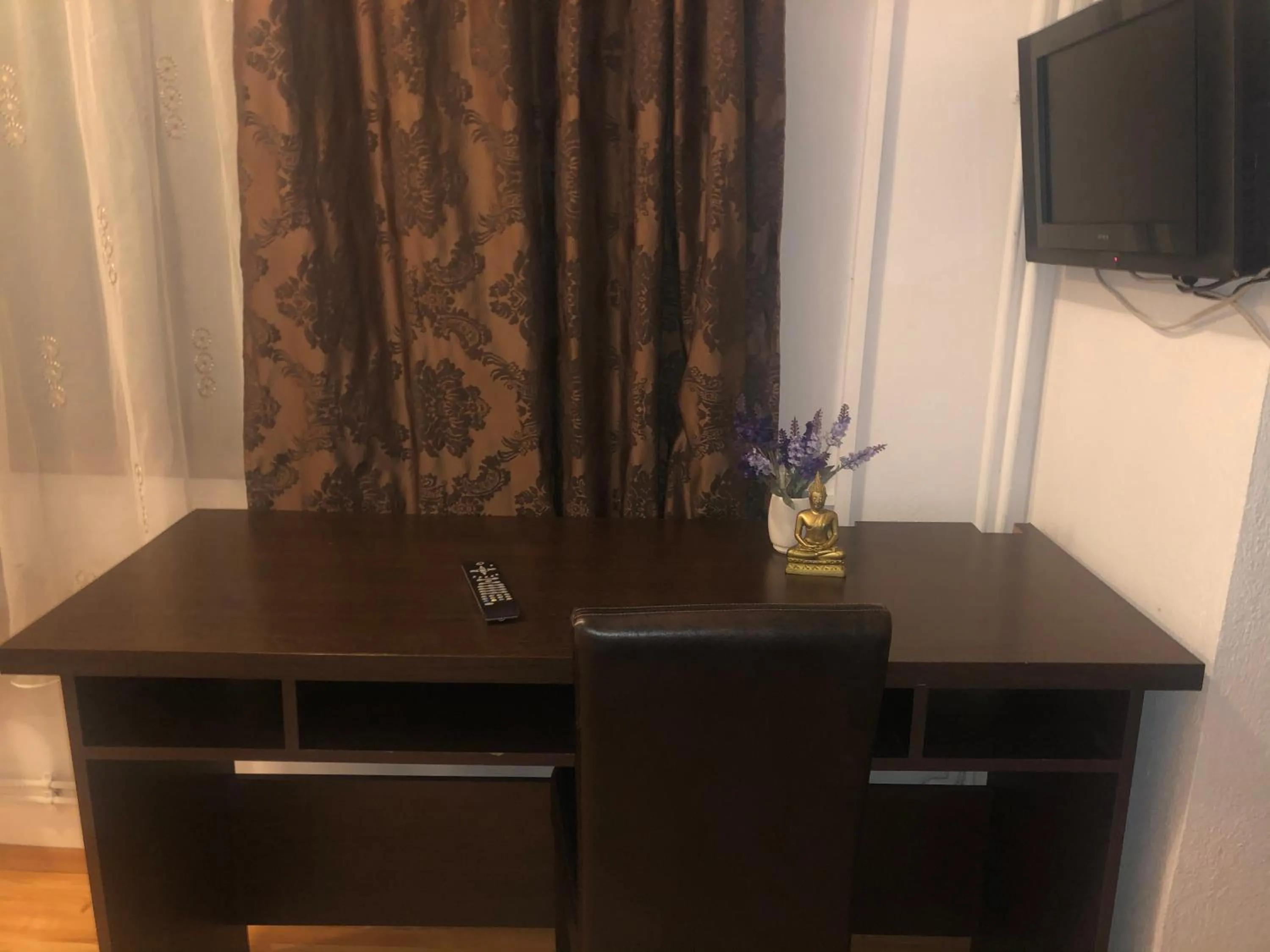 Happy Accomodation