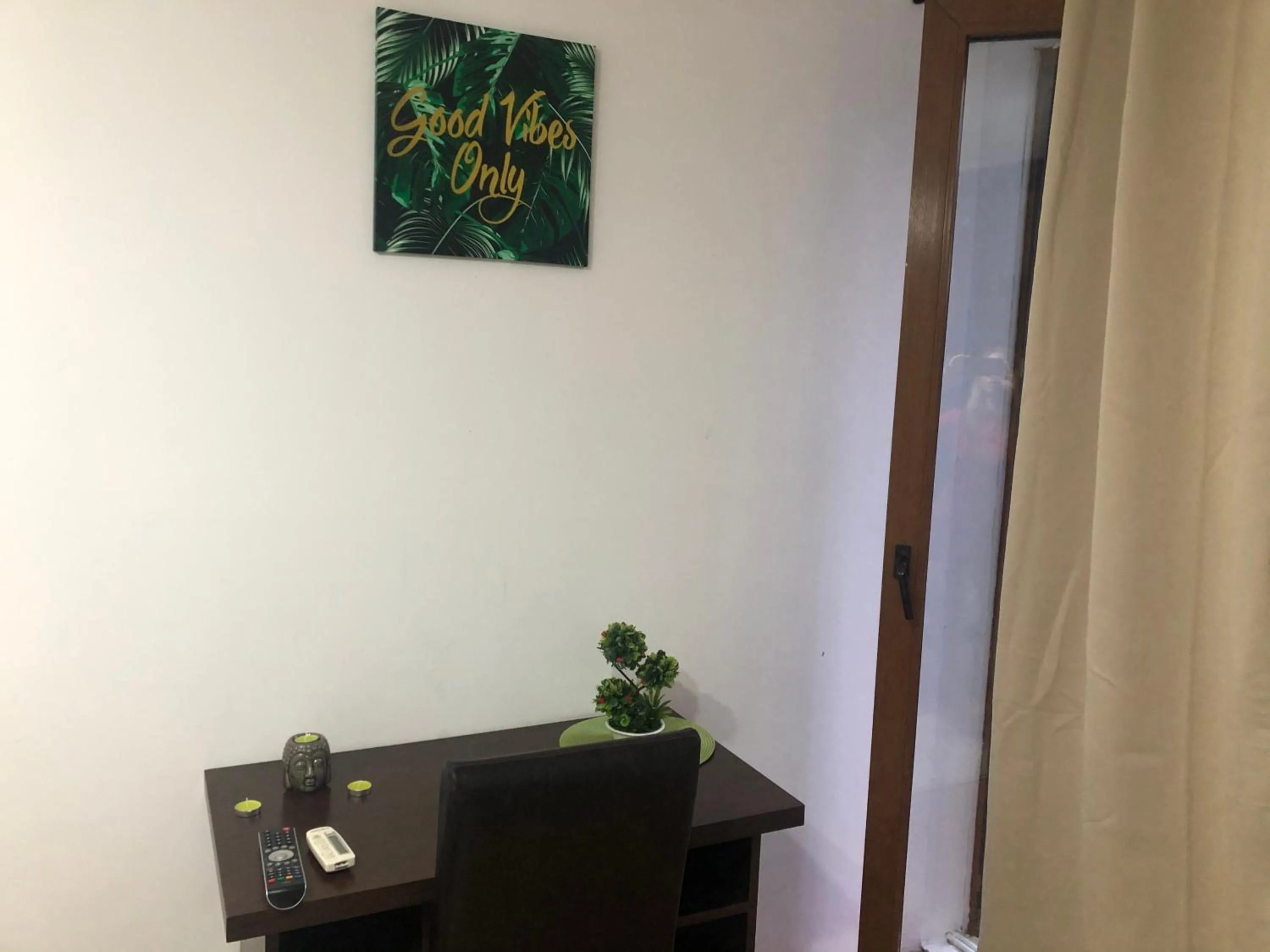 Happy Accomodation