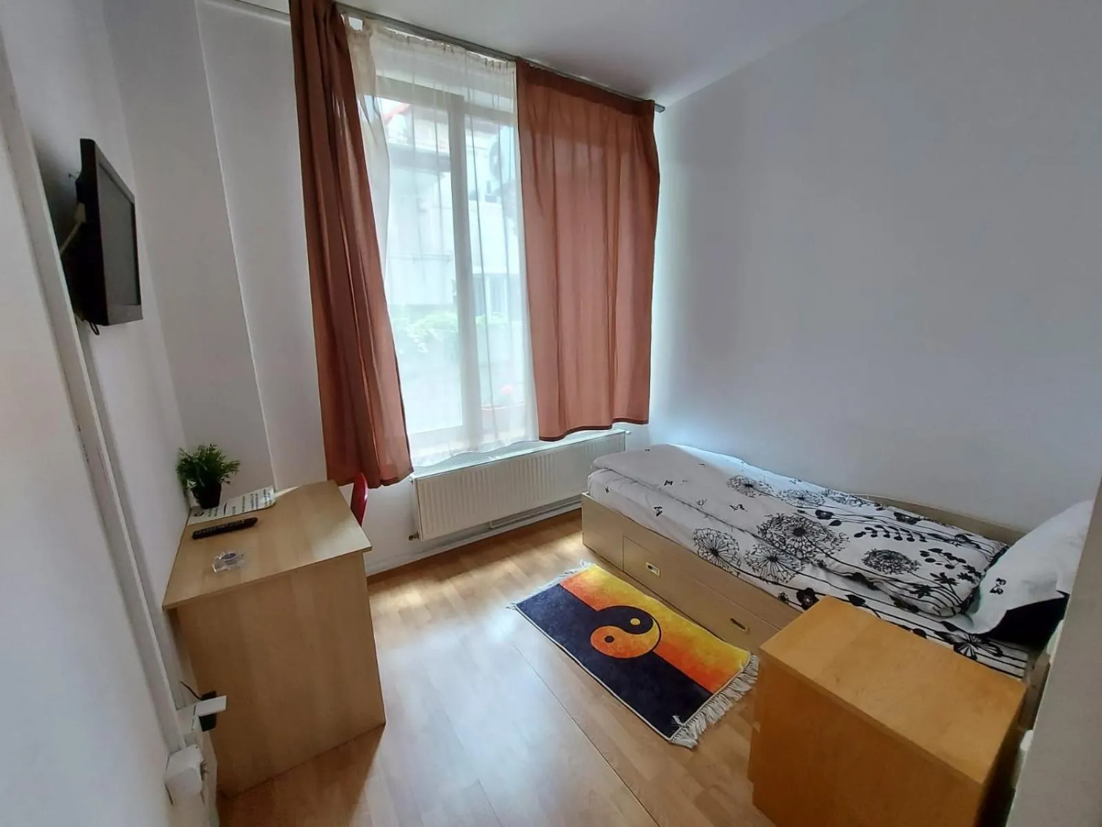 Bed in Happy Accomodation
