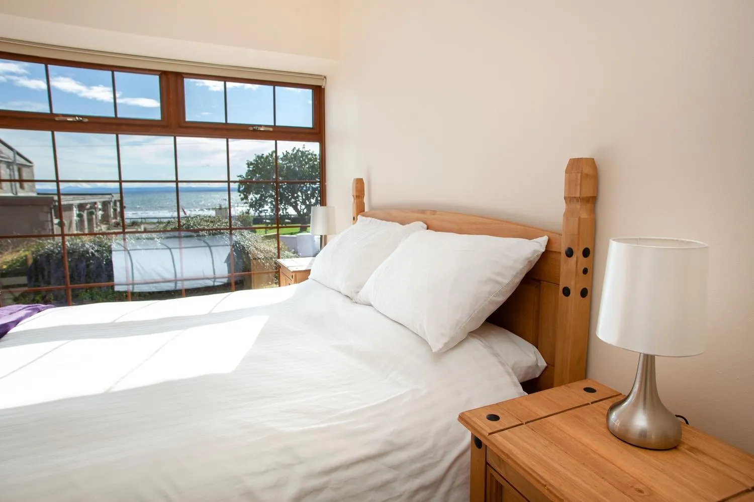 Bed in Balintore Inn