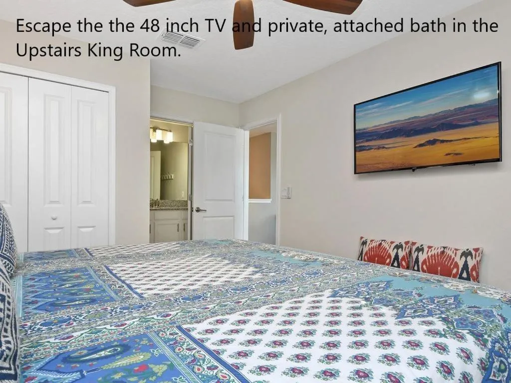 Bed in Sun Gathering House