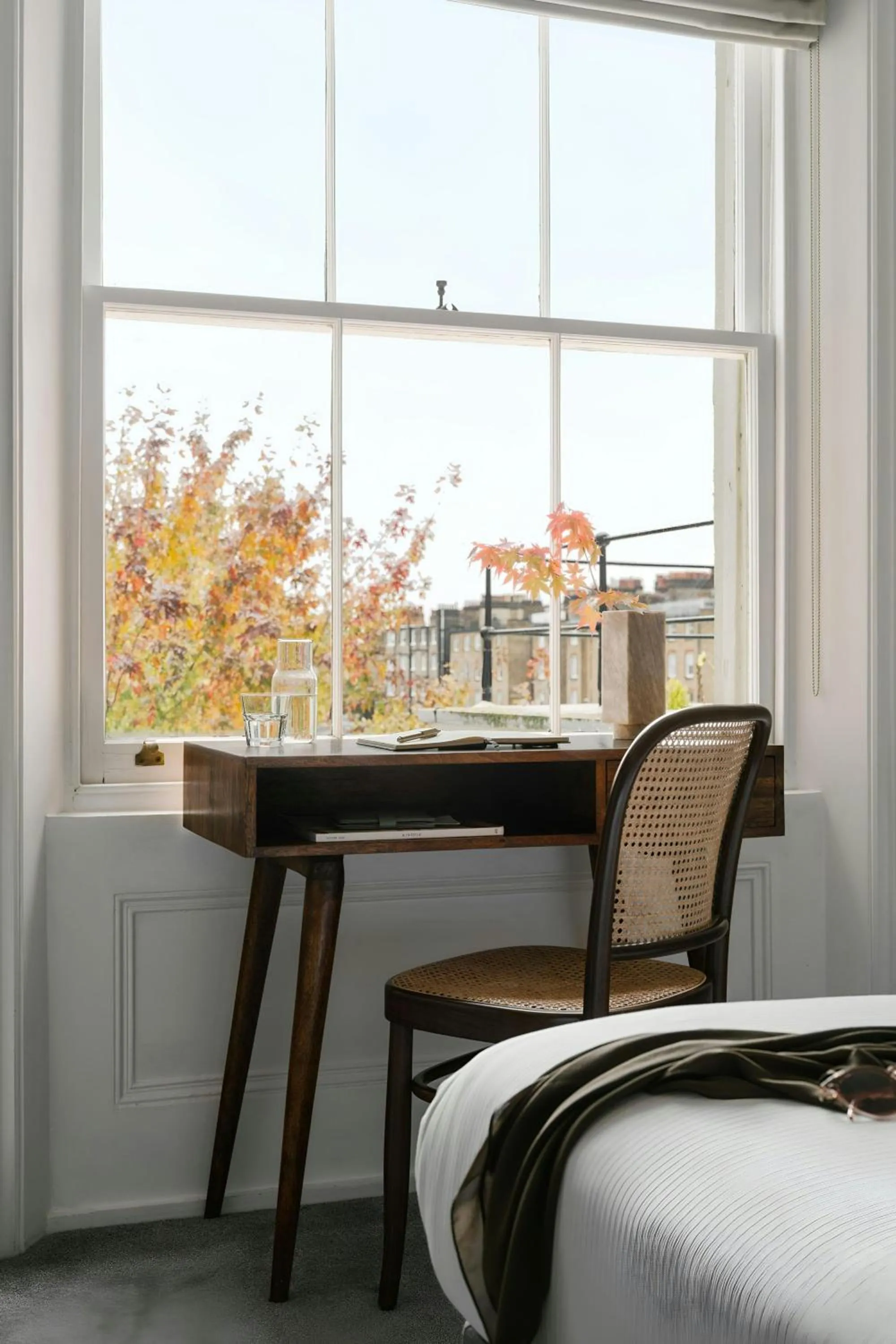 Bedroom, Bed in Kensington Gardens Hotel, Sonder by Marriott Bonvoy