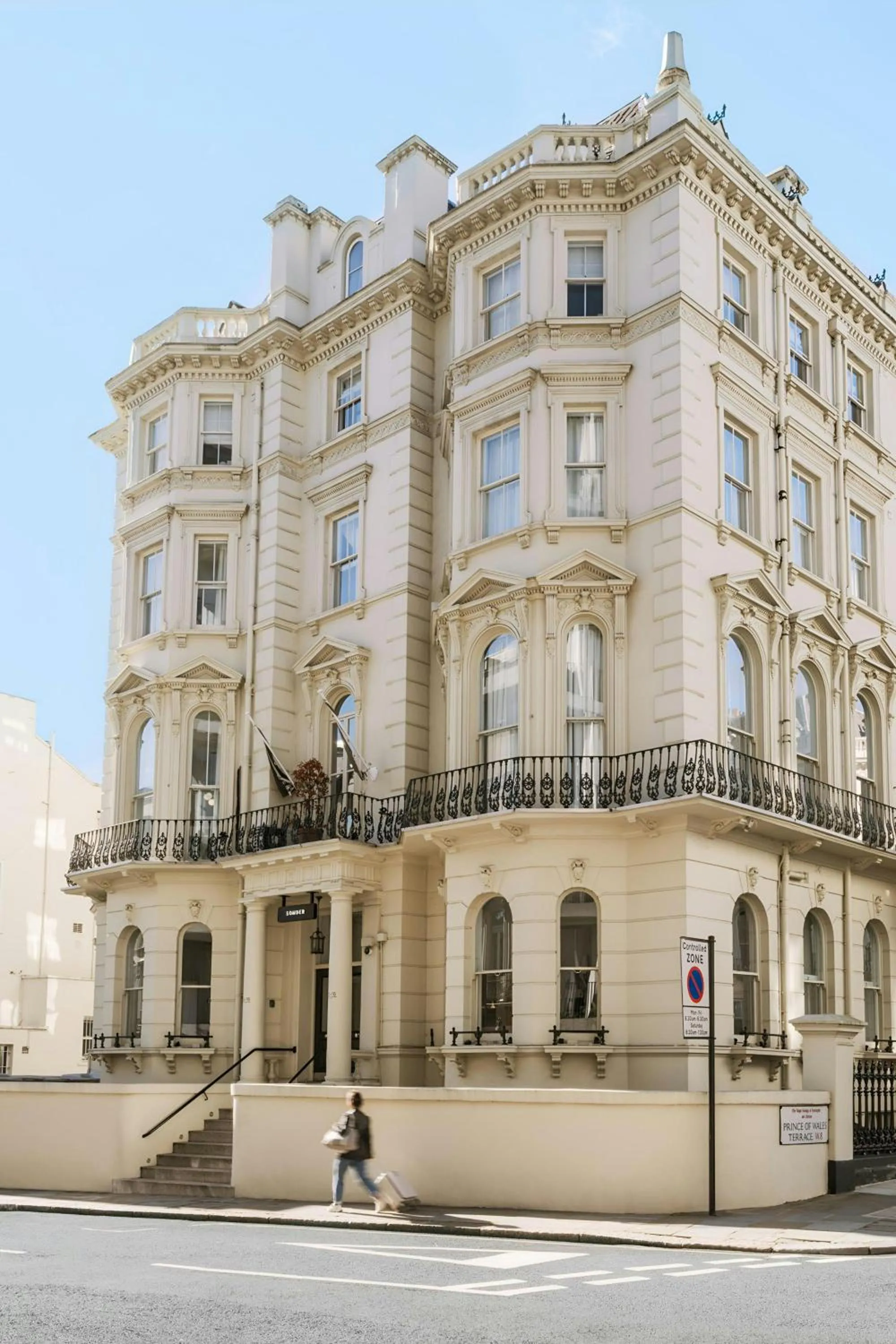 View (from property/room) in Kensington Gardens Hotel, Sonder by Marriott Bonvoy