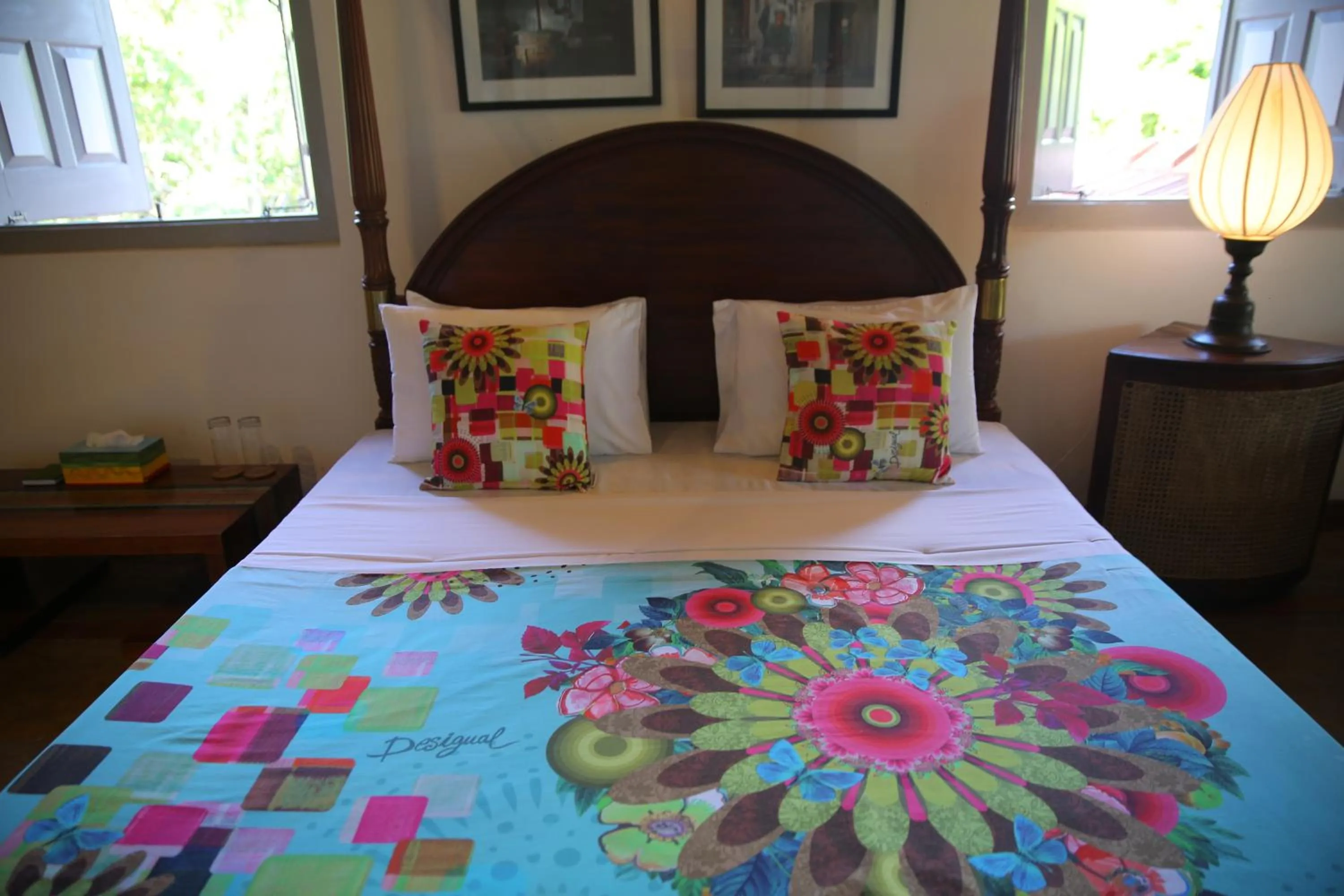 Property building, Bed in Villa Hundira