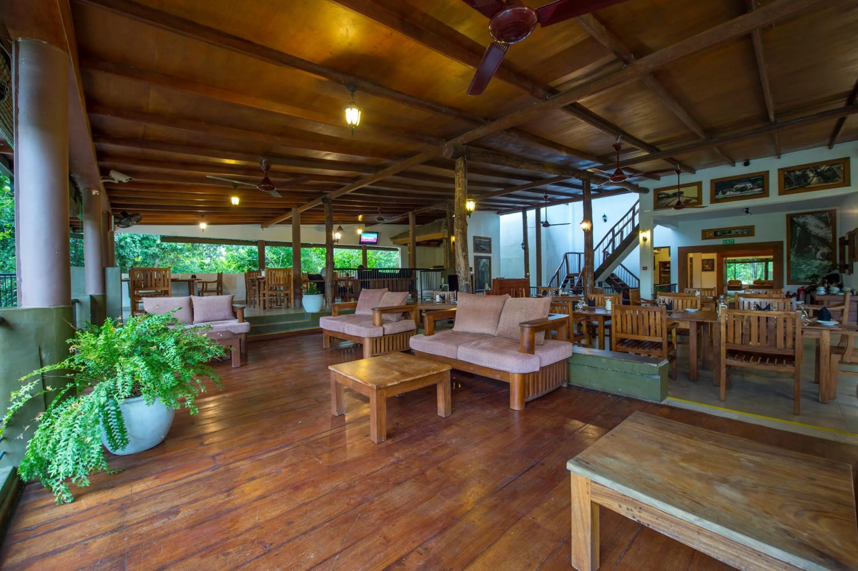 Restaurant/places to eat in Kalu's Hideaway Udawalawe