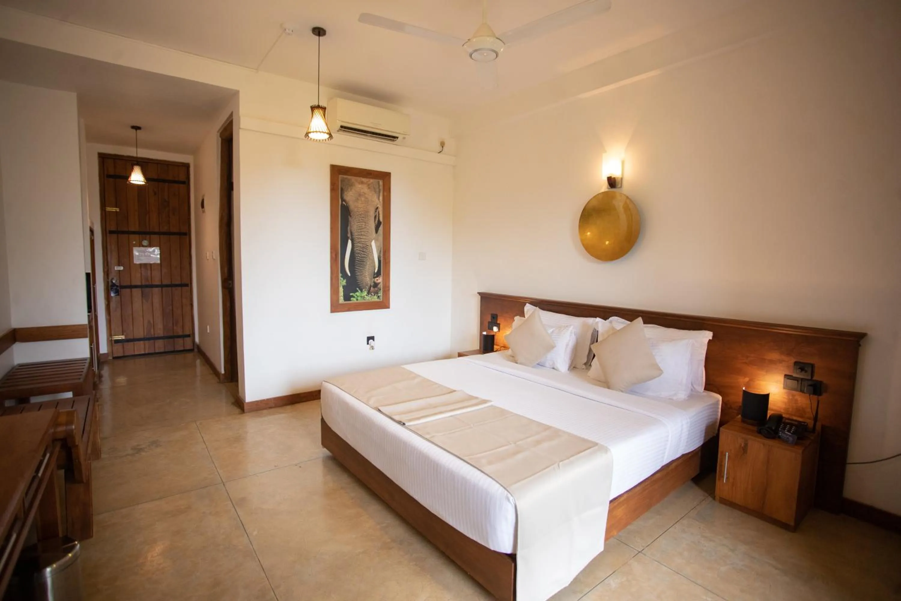 Bed in Kalu's Hideaway Udawalawe