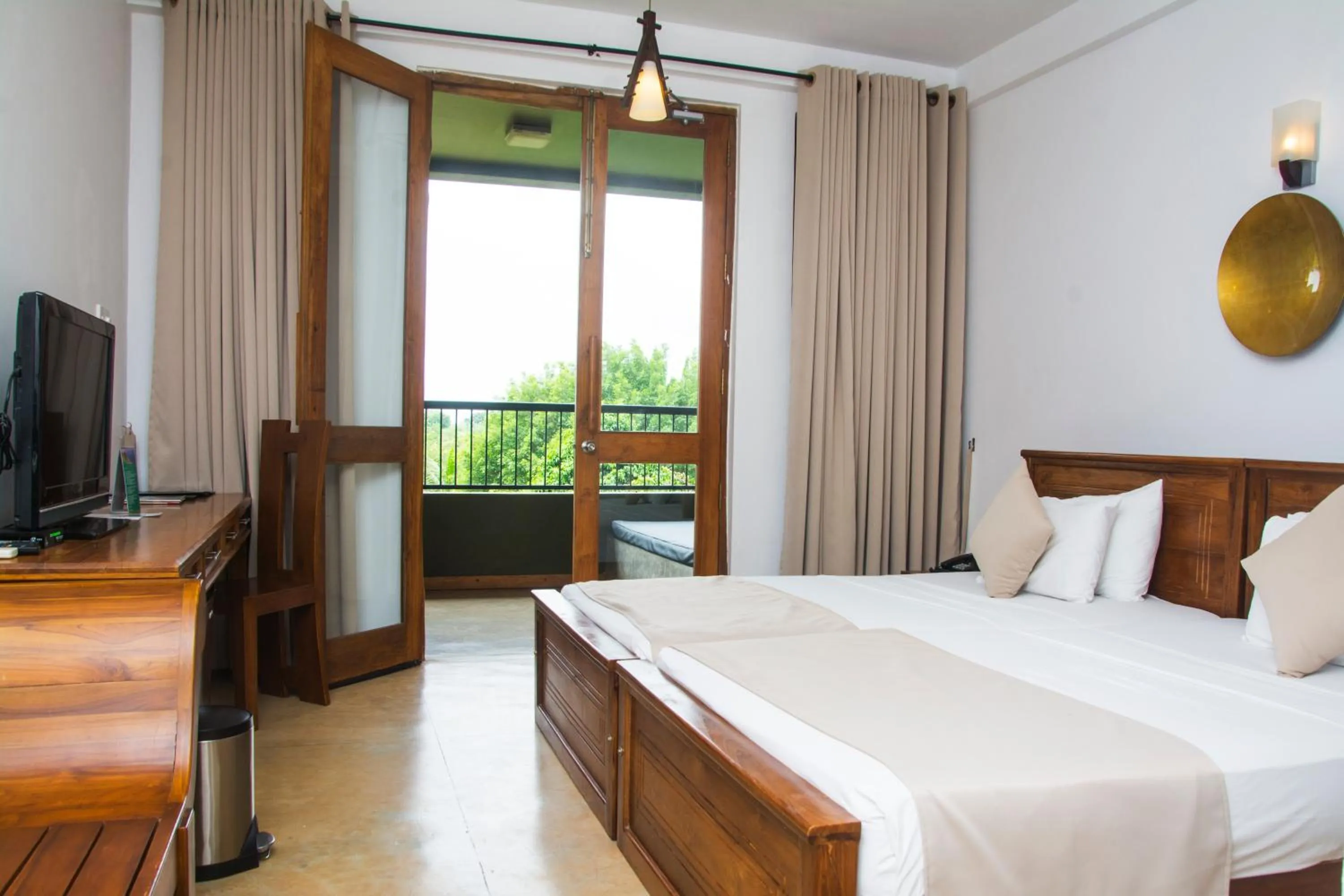 Bed in Kalu's Hideaway Udawalawe