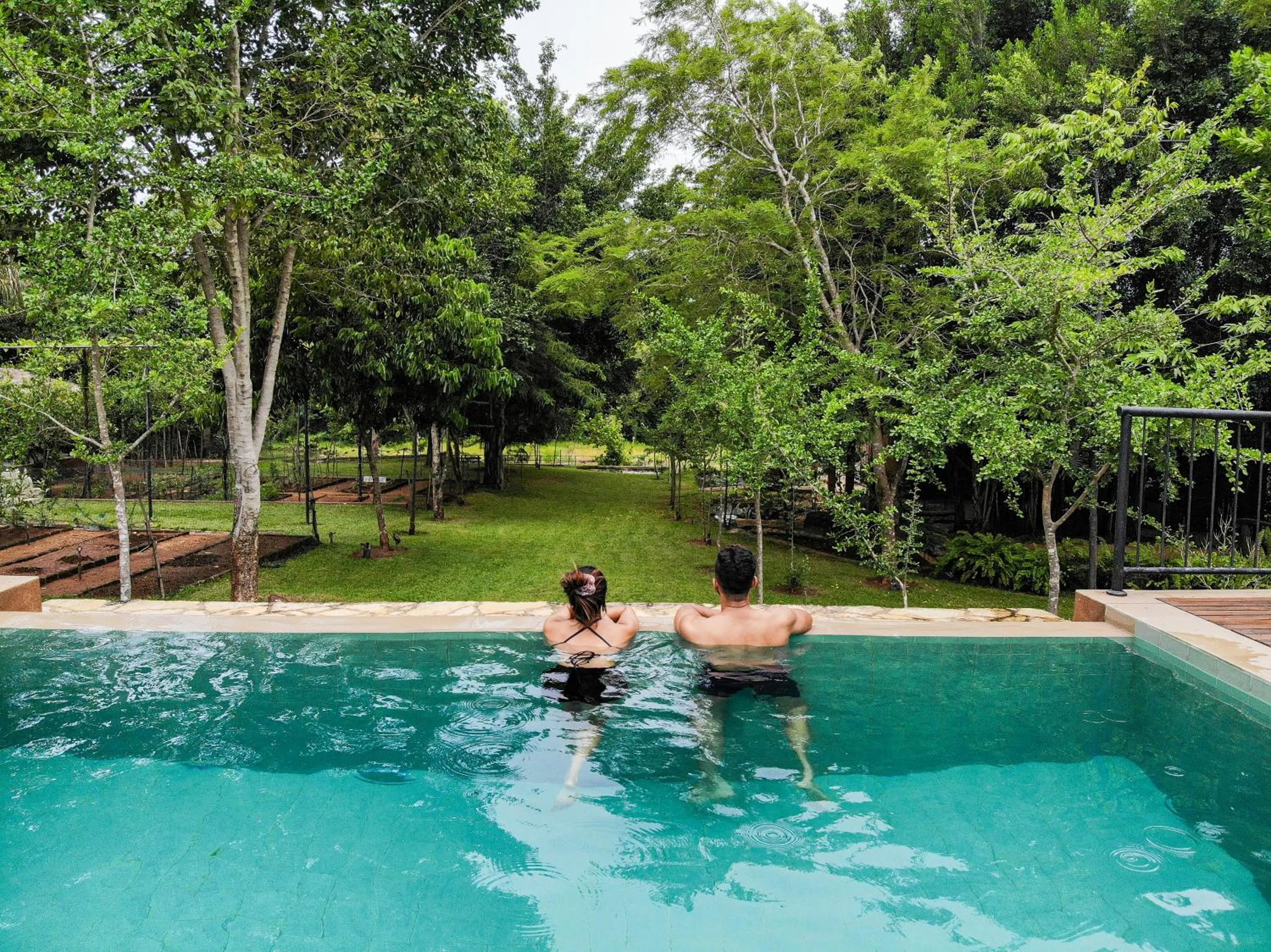 People in Kalu's Hideaway Udawalawe