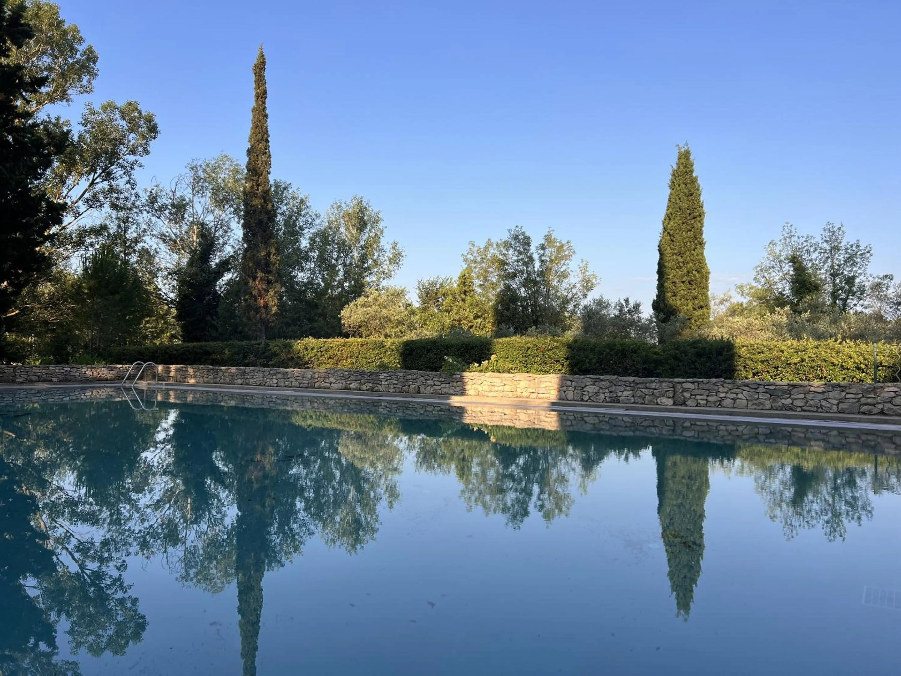 Pool view in Mas de Monge