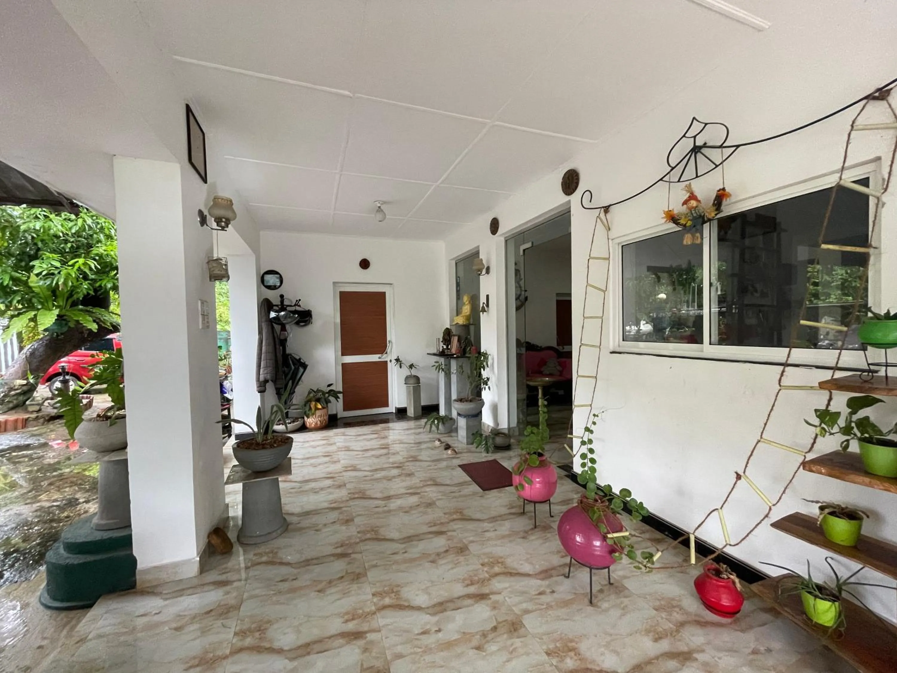 Rock Cascade Tourist Home & Cookery School