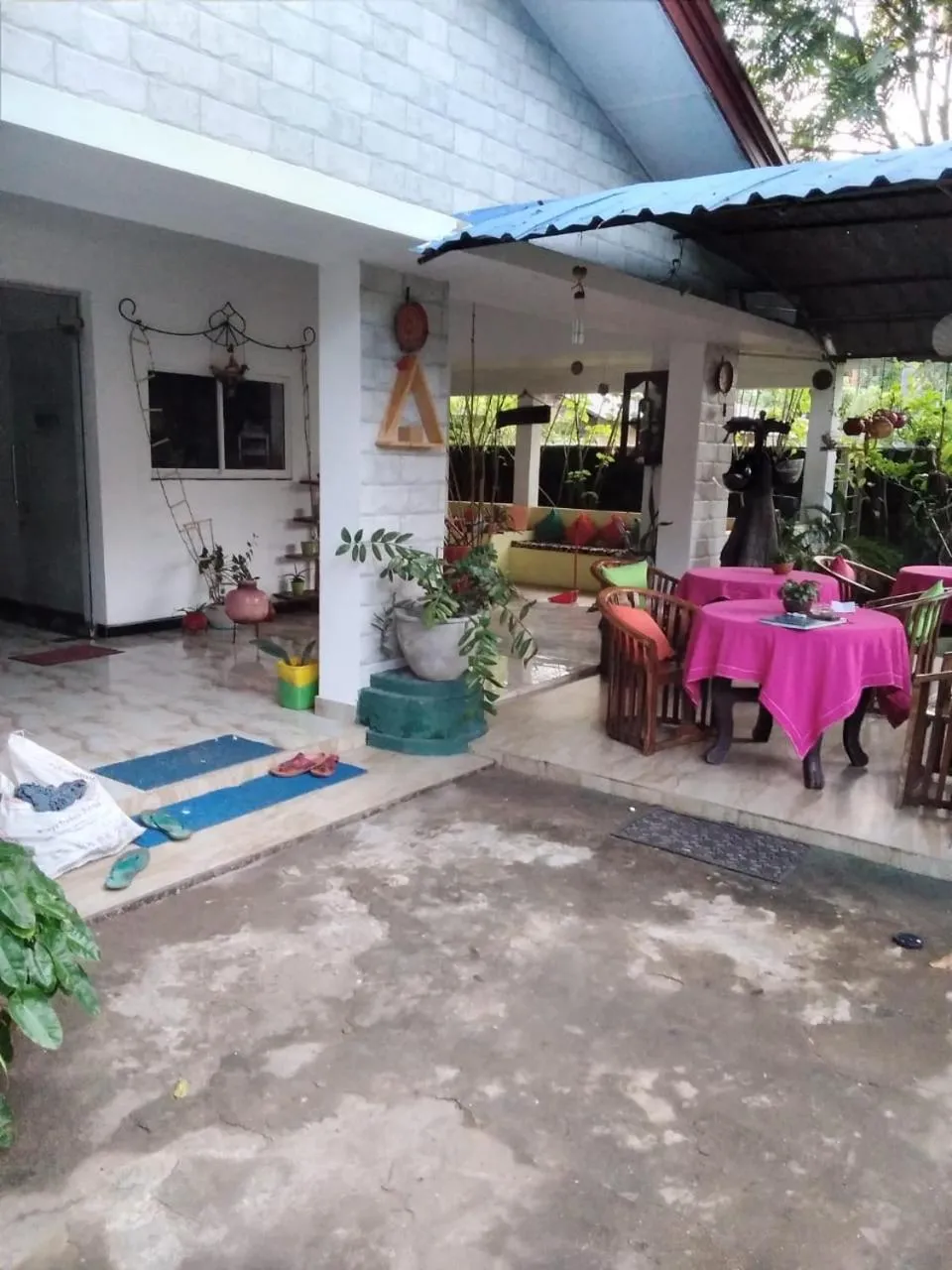 Rock Cascade Tourist Home & Cookery School