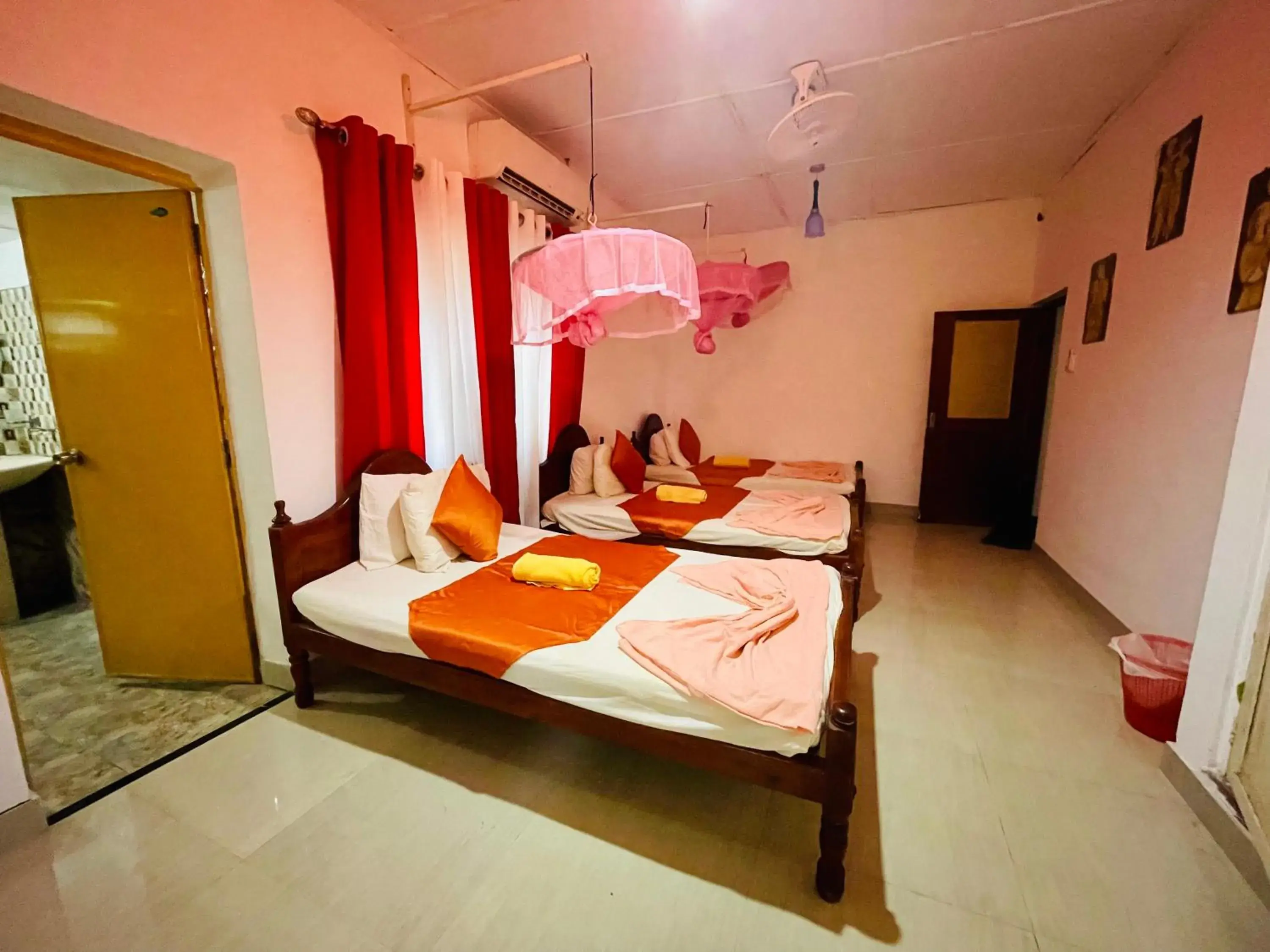 Standard Triple Room in Rock Cascade Tourist Home & Cookery School Standard Triple Room in Rock Cascade Tourist Home & Cookery School