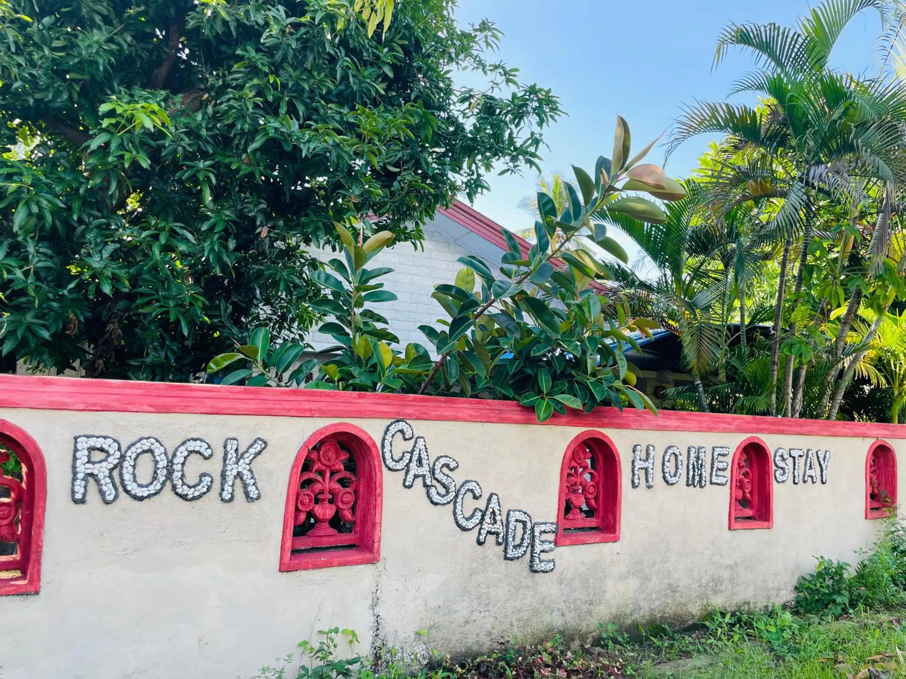 Rock Cascade Tourist Home & Cookery School