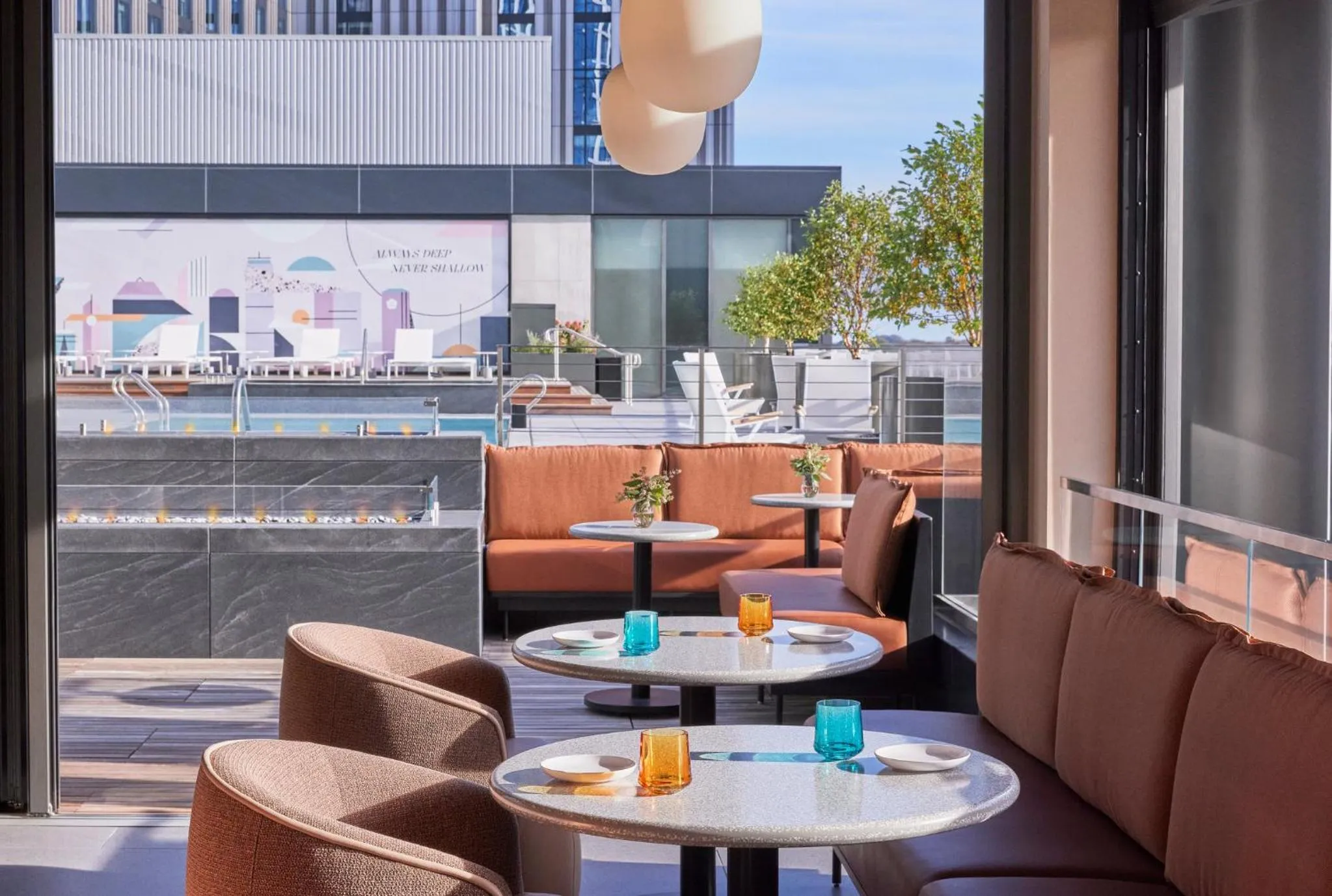 Restaurant/places to eat in Omni Boston Hotel at the Seaport