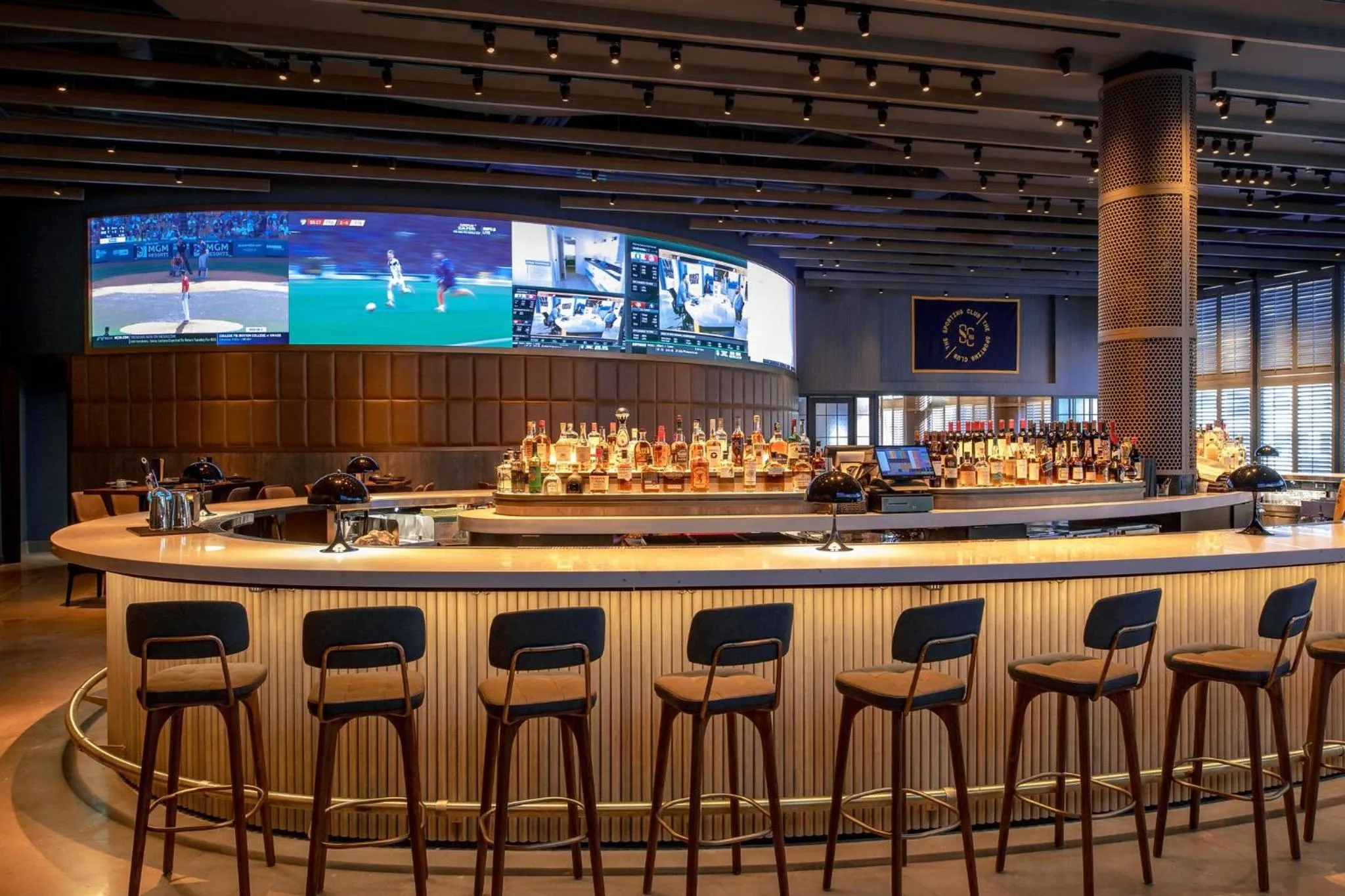 BBQ facilities in Omni Boston Hotel at the Seaport