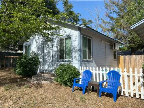 Clearlake Cabins & Boat Parking