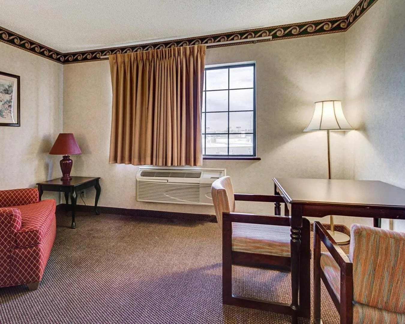 Bedroom, Bed in Econo Lodge Inn & Suites El Paso West