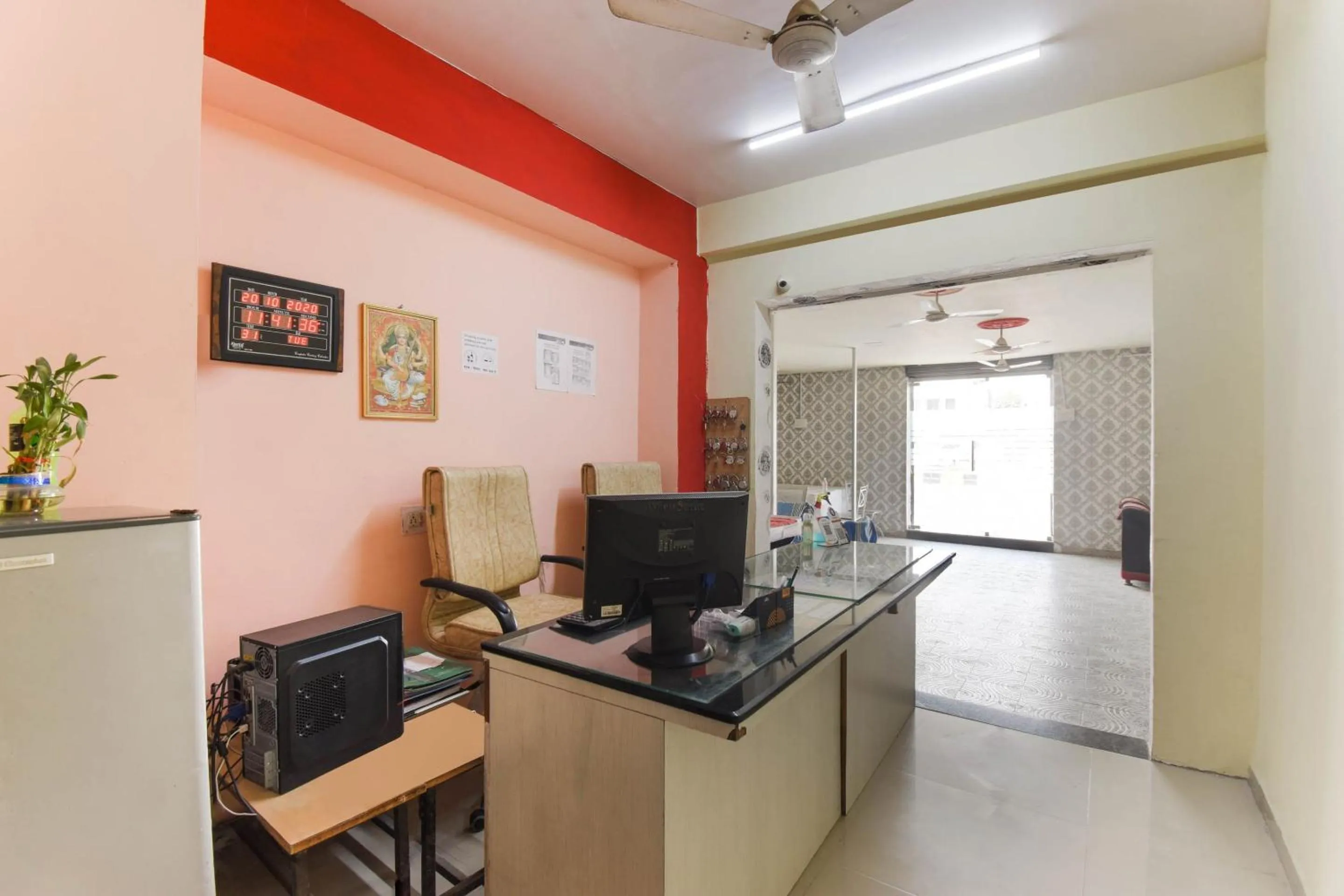 Lobby or reception in Hotel O Swastik