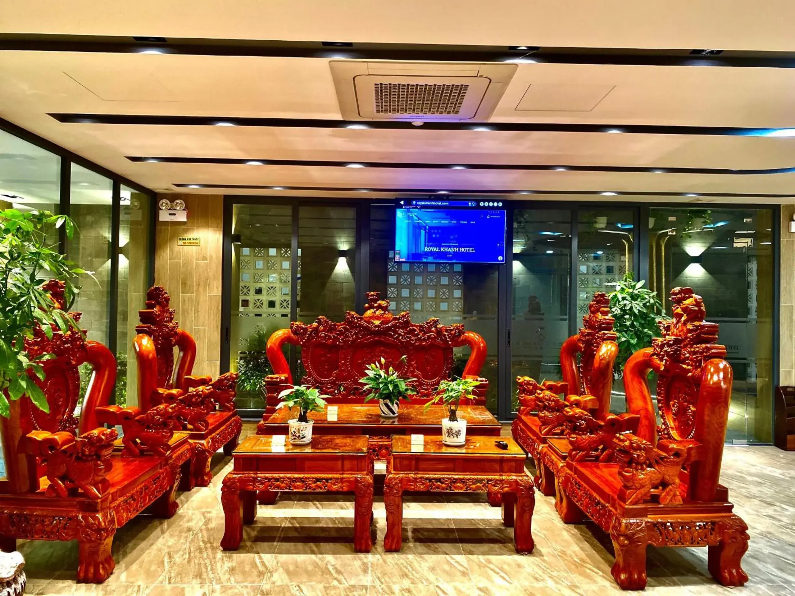 Lobby or reception in Royal Khanh Hotel Lobby or reception in Royal Khanh Hotel