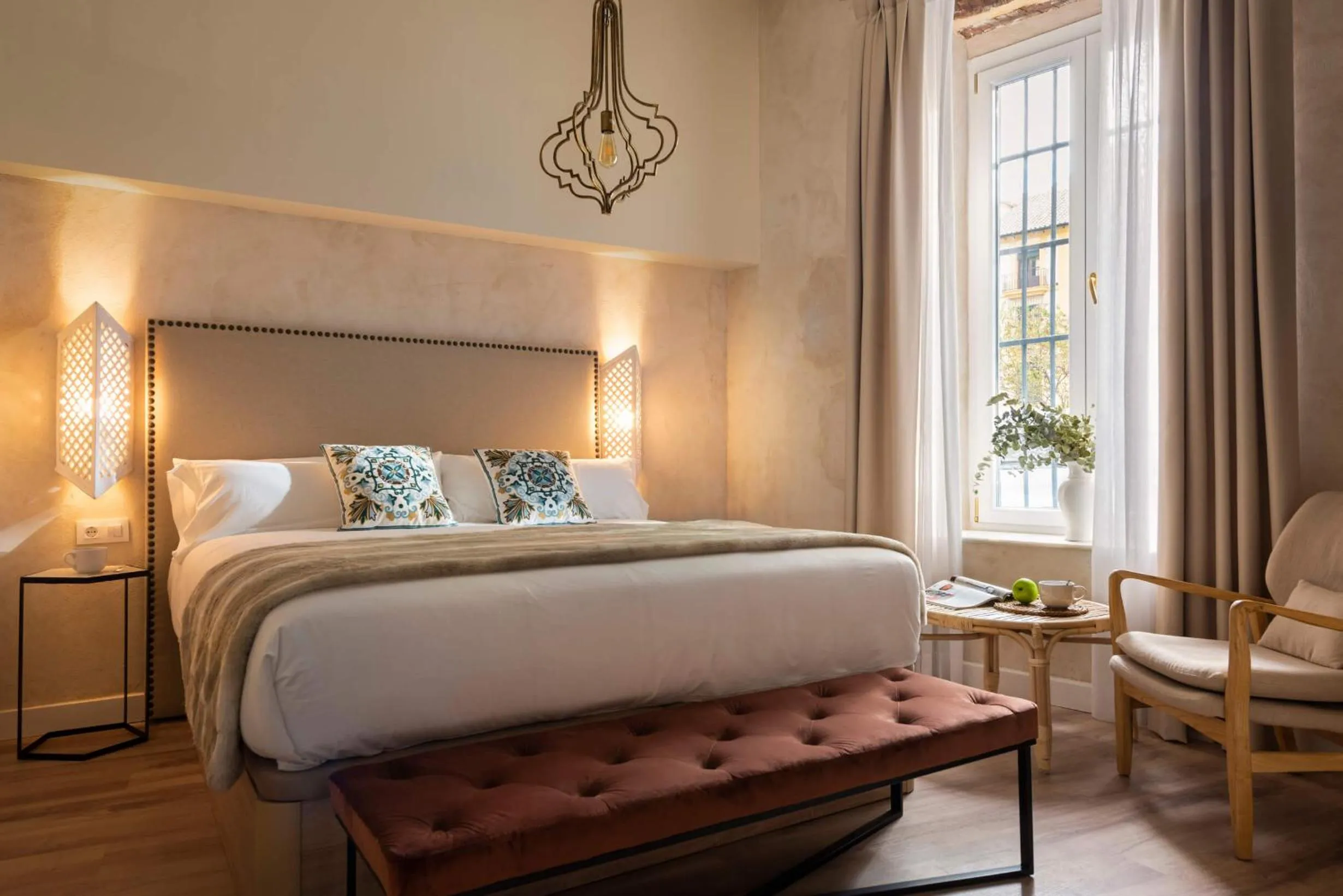 Bedroom, Bed in Casa Sevilla 1855 Suites by Época