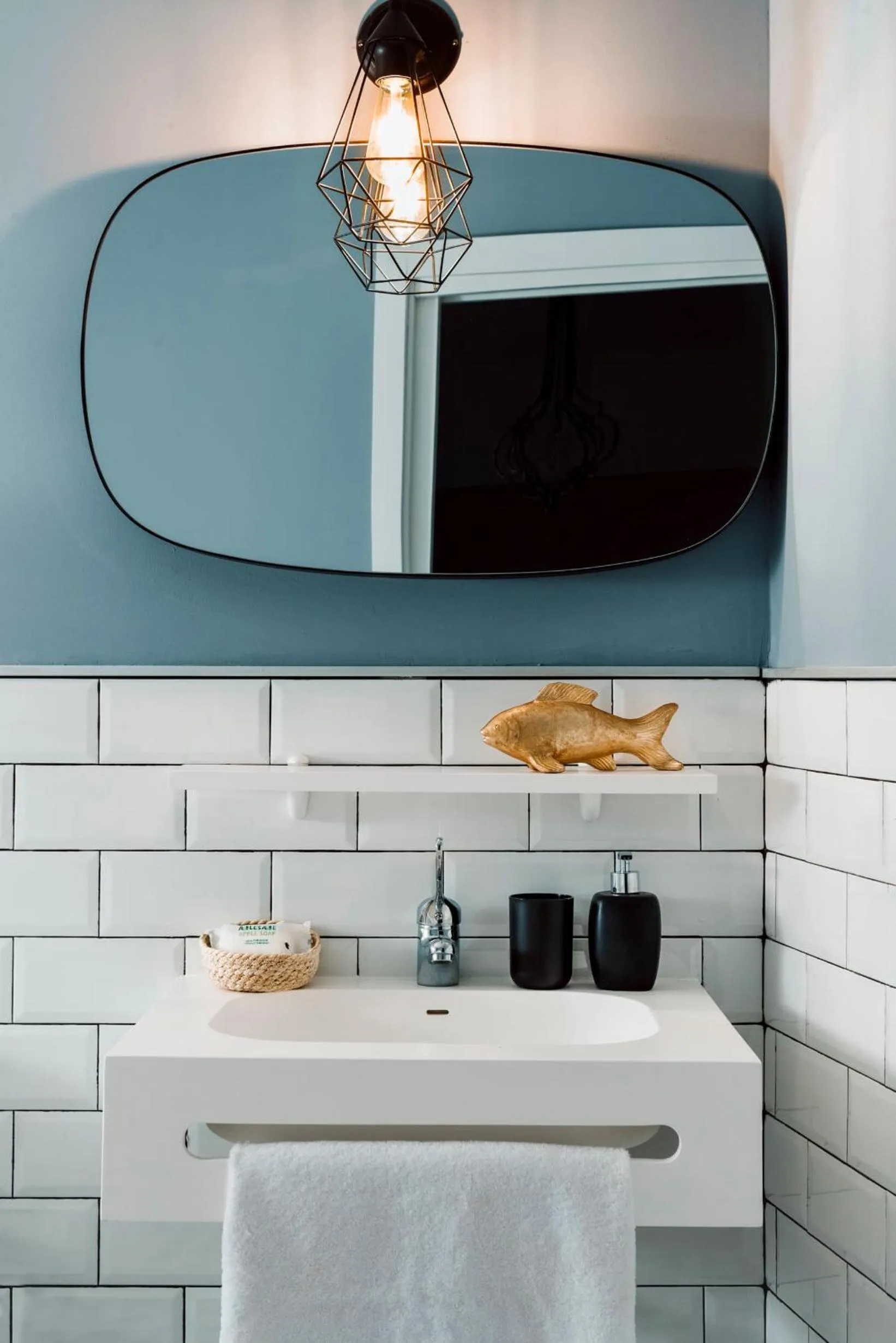 Bathroom in Casa Sevilla 1855 Suites by Época