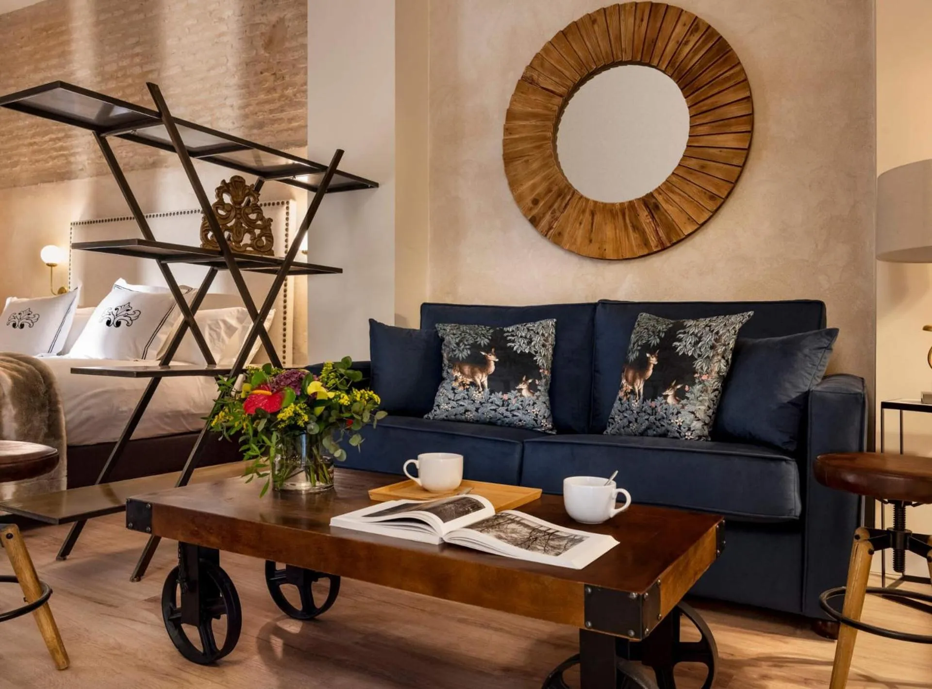 Living room in Casa Sevilla 1855 Suites by Época