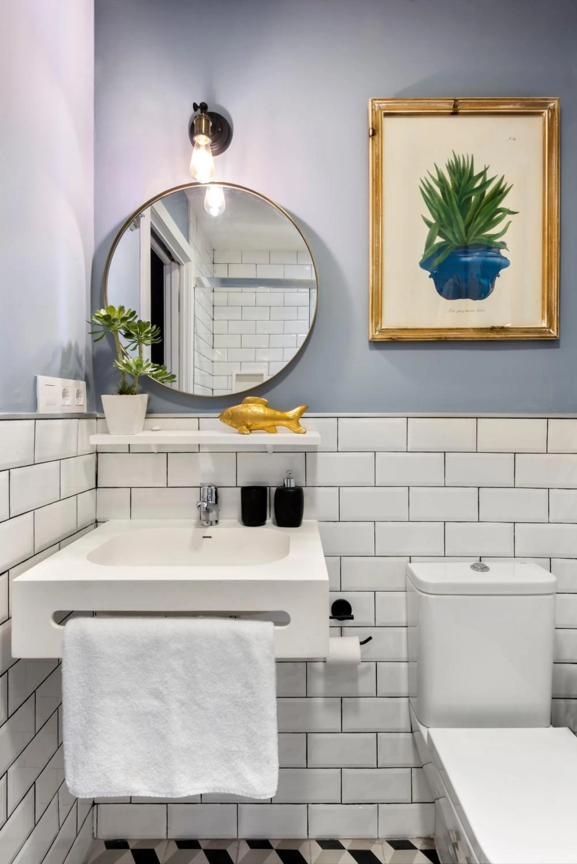 Bathroom in Casa Sevilla 1855 Suites by Época