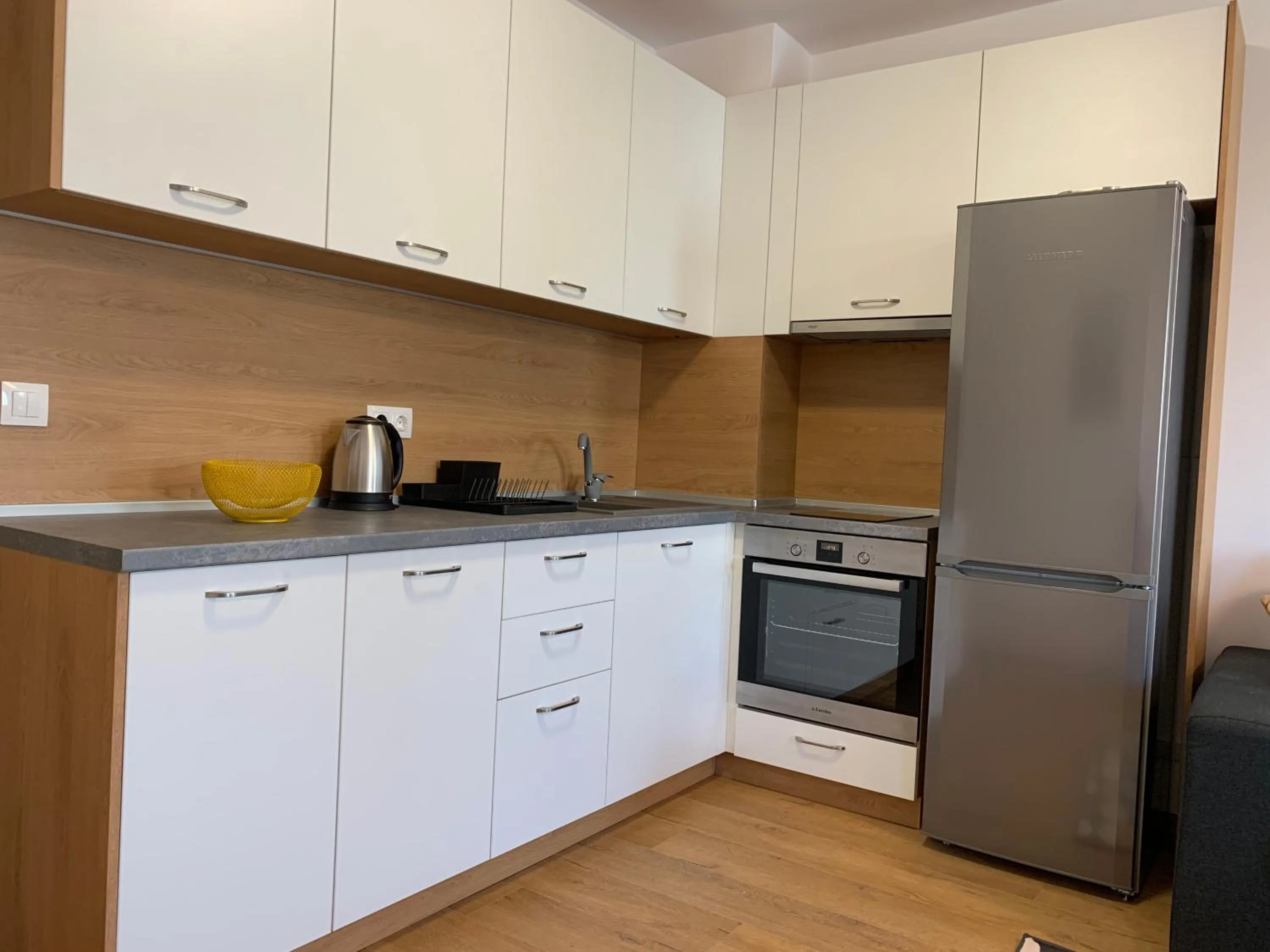Kitchen or kitchenette in Gardenia Apartments