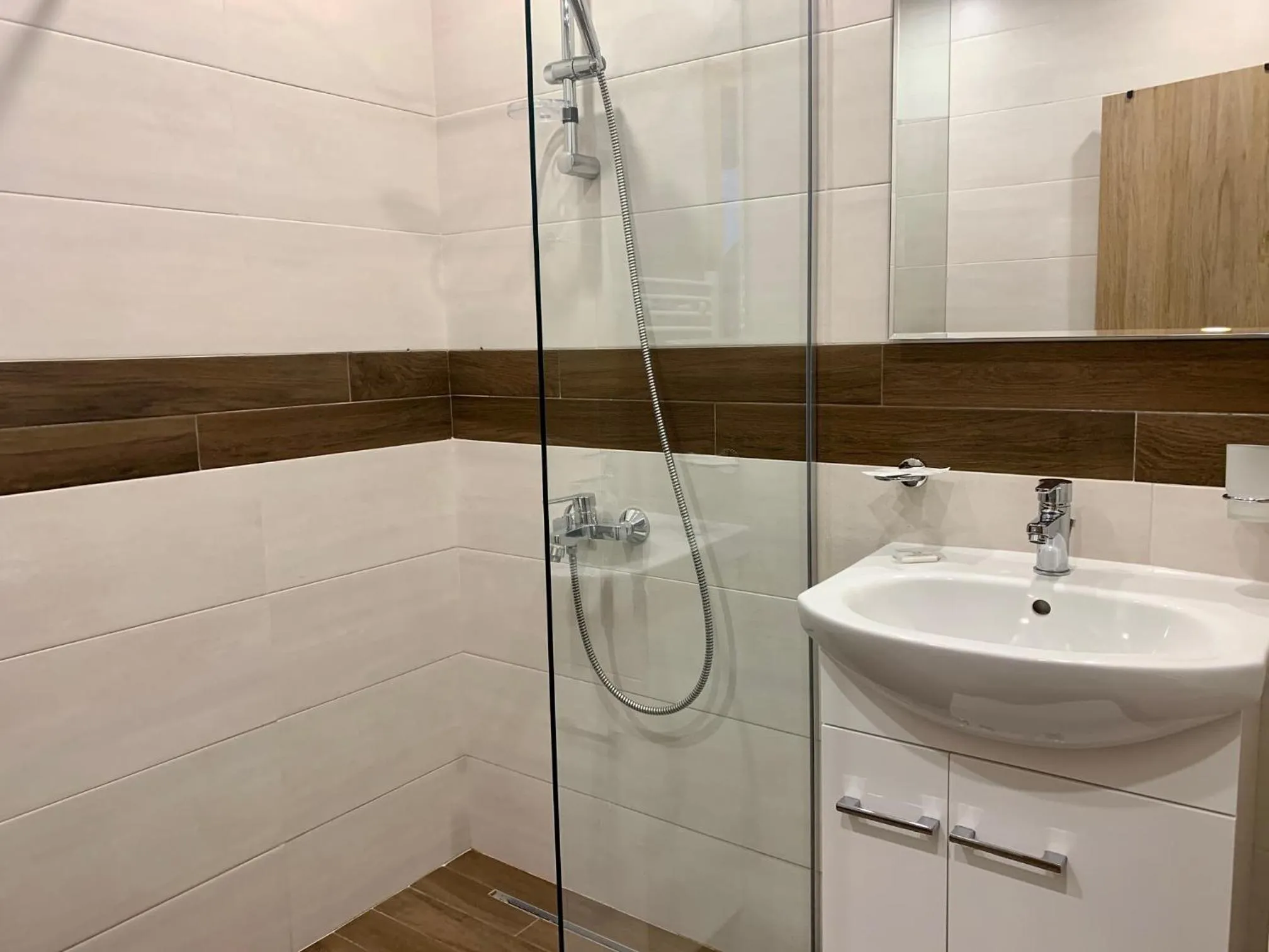 Bathroom in Gardenia Apartments