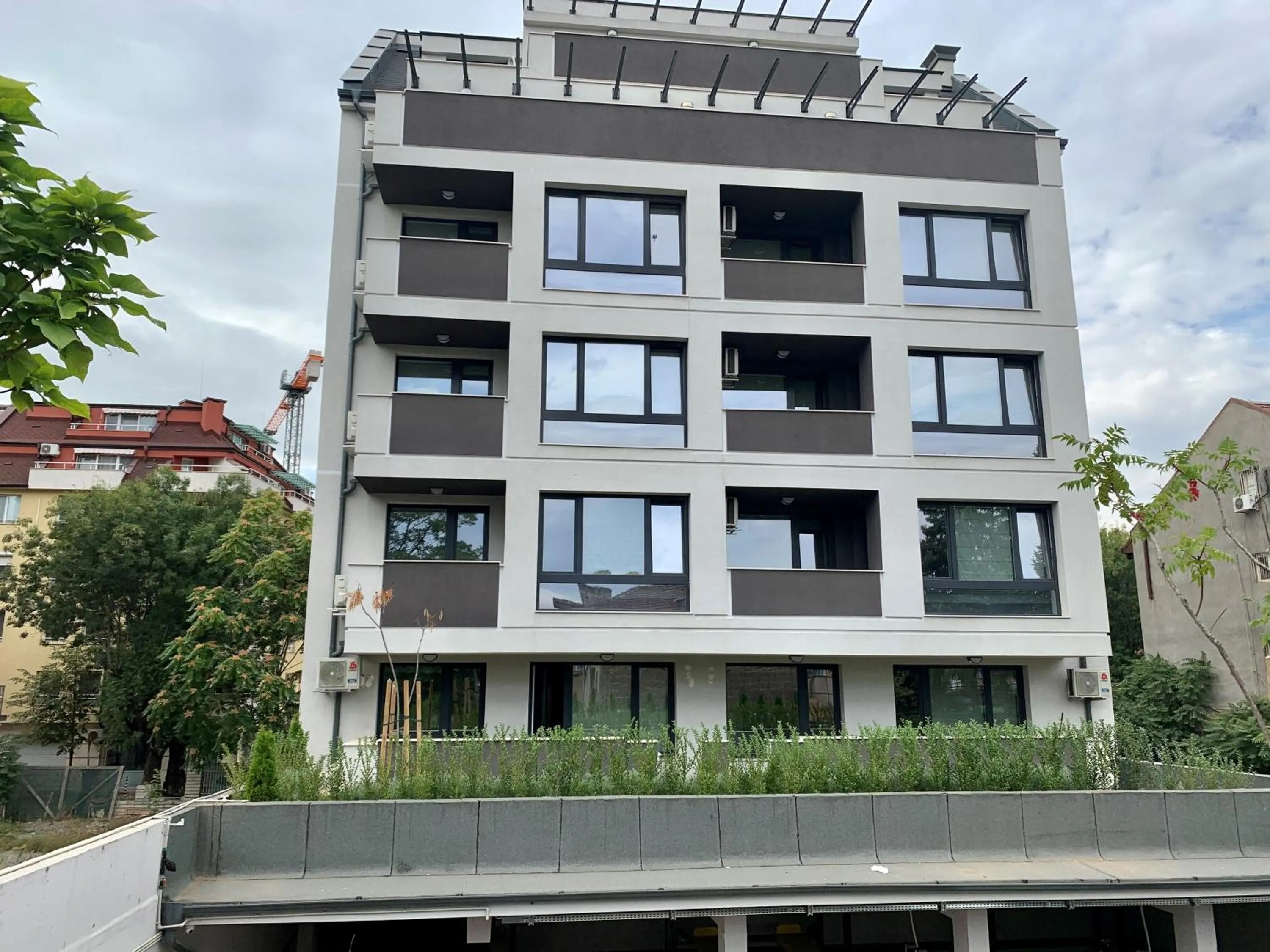 Facade/entrance in Gardenia Apartments