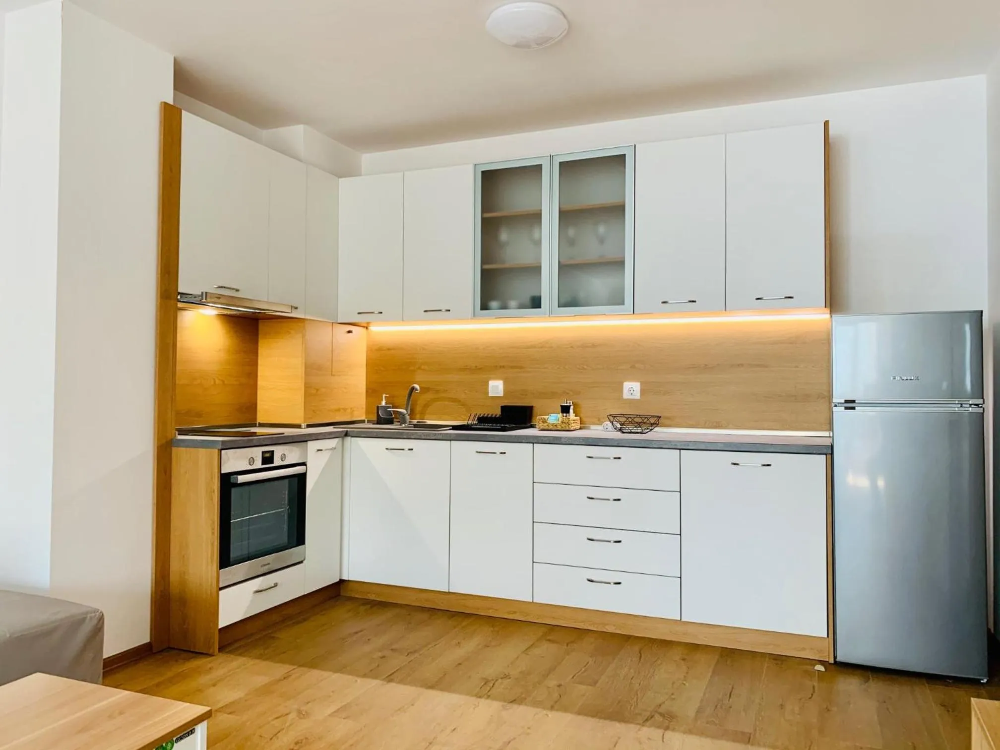Kitchen or kitchenette in Gardenia Apartments