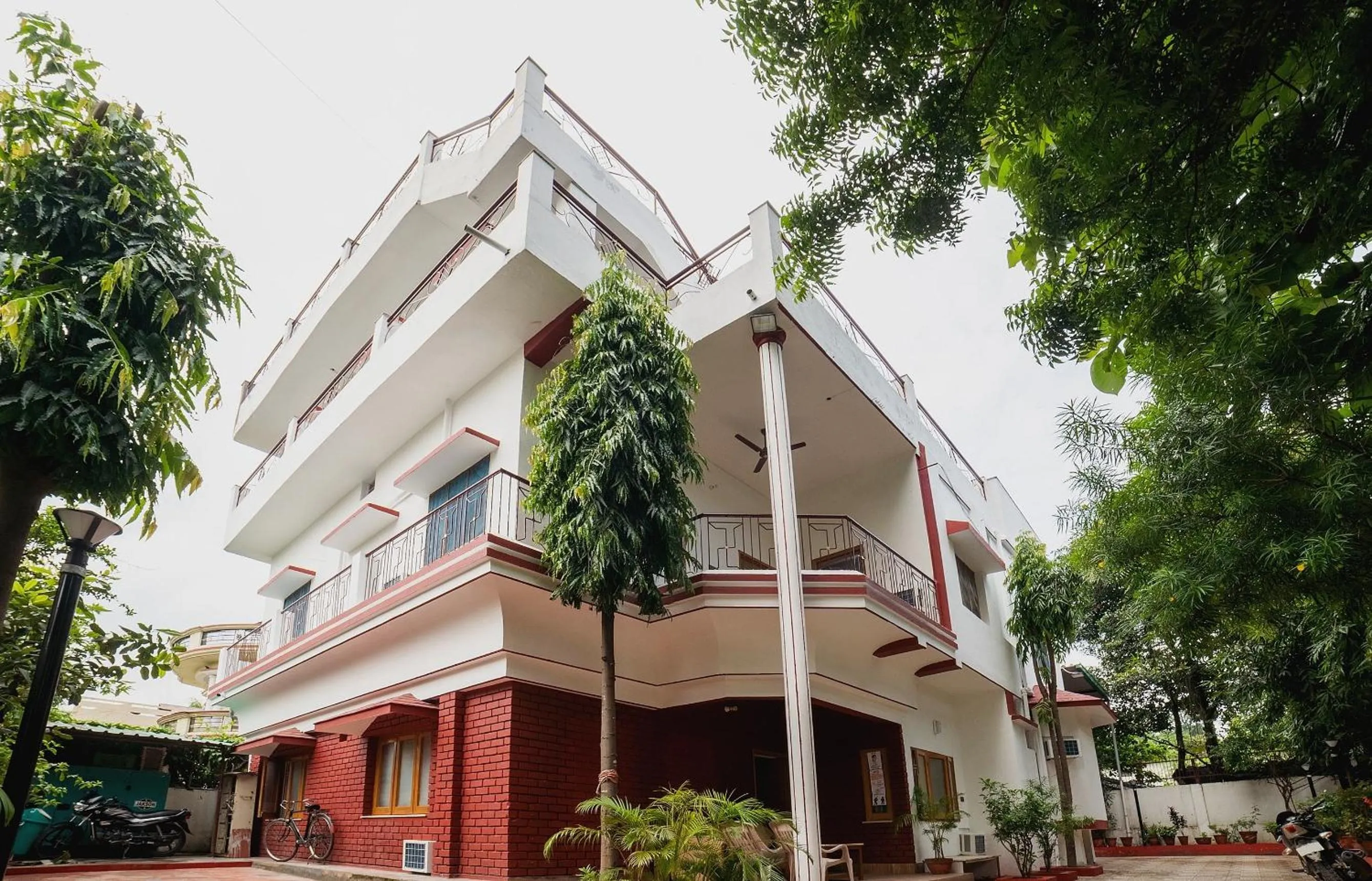 Facade/entrance in Hotel O Home Gautam Homestay