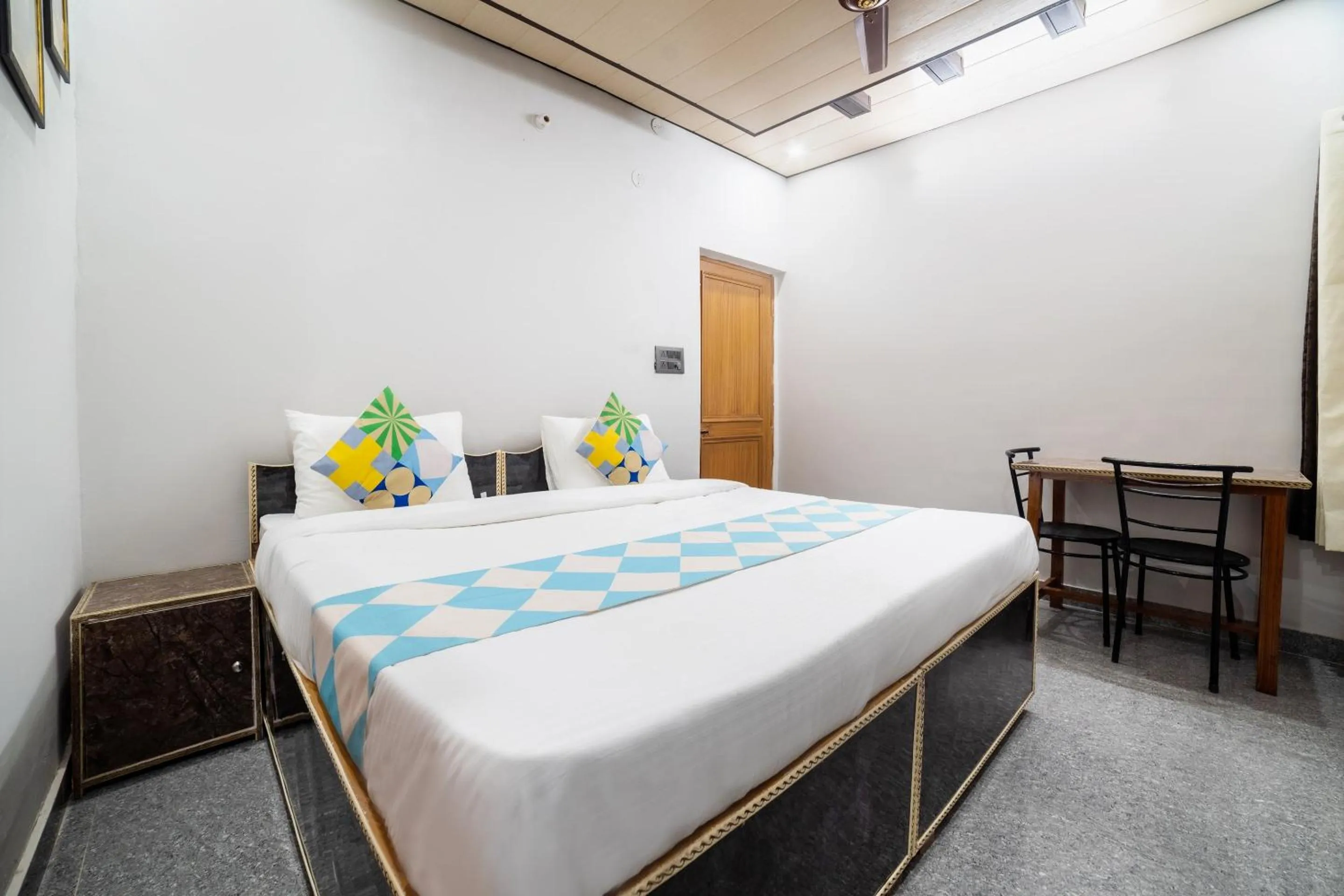 Bedroom, Bed in Hotel O Home Gautam Homestay