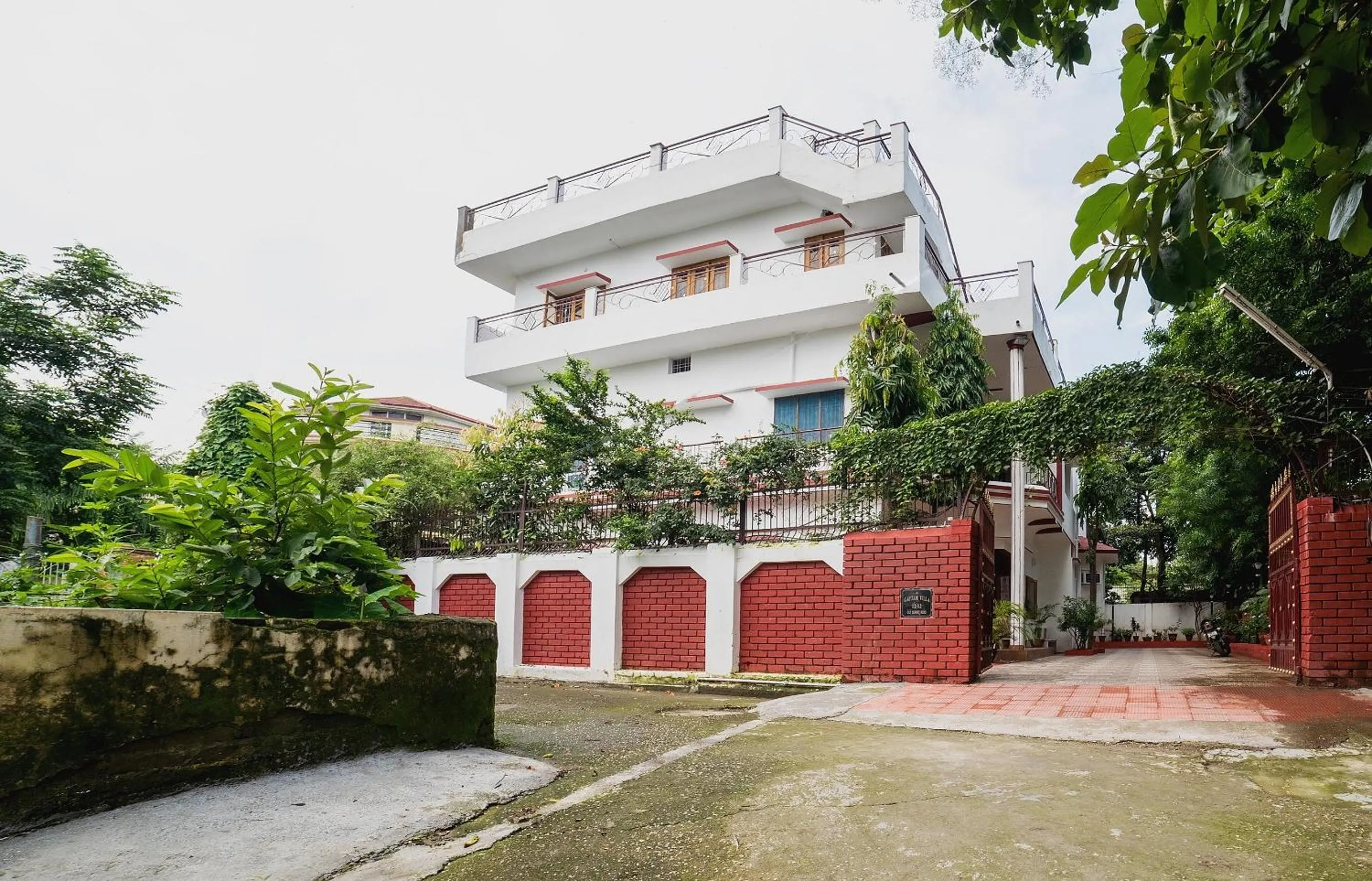 Facade/entrance in Hotel O Home Gautam Homestay