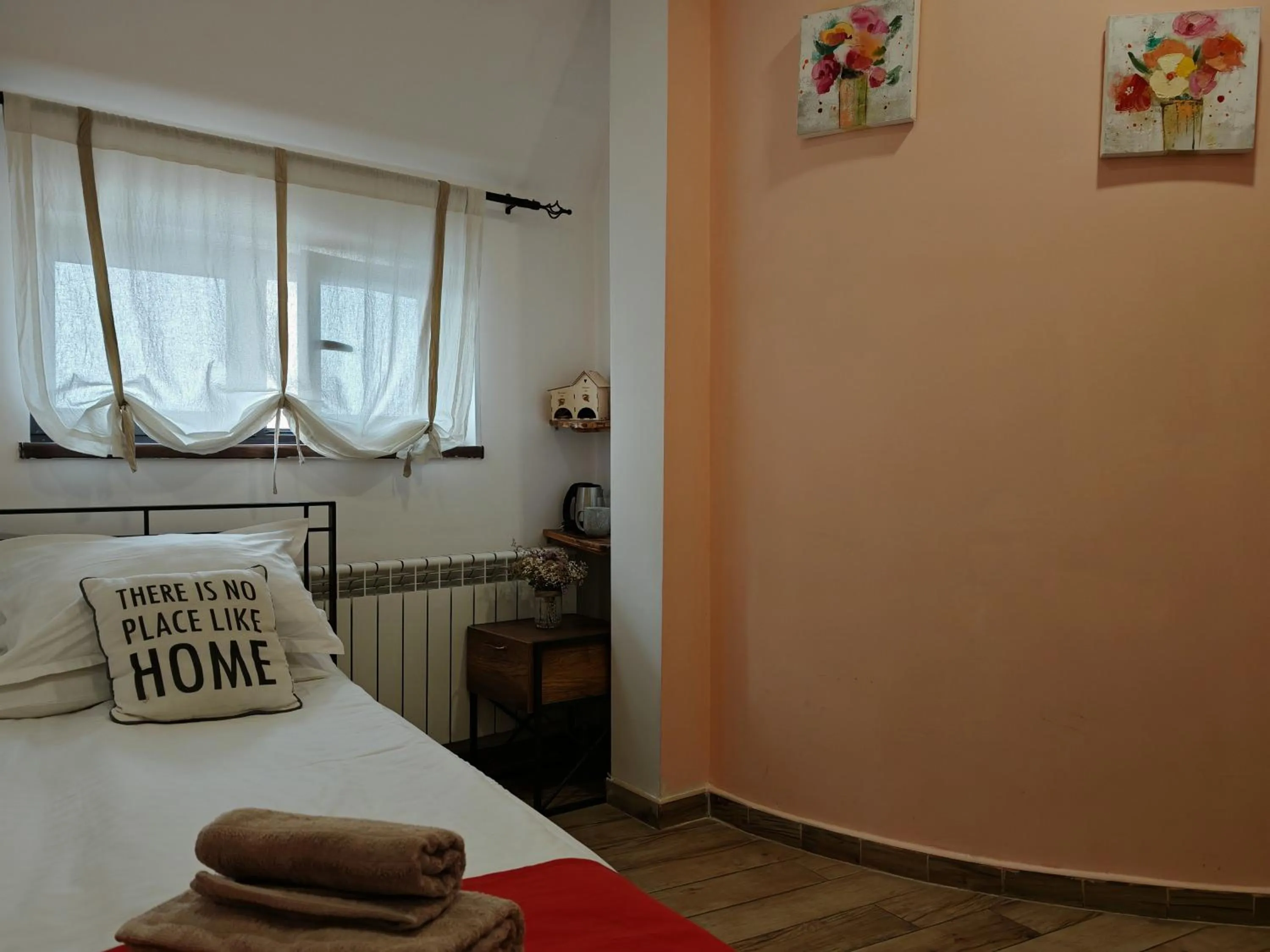 Decorative detail, Bed in Blur Inn Gallery