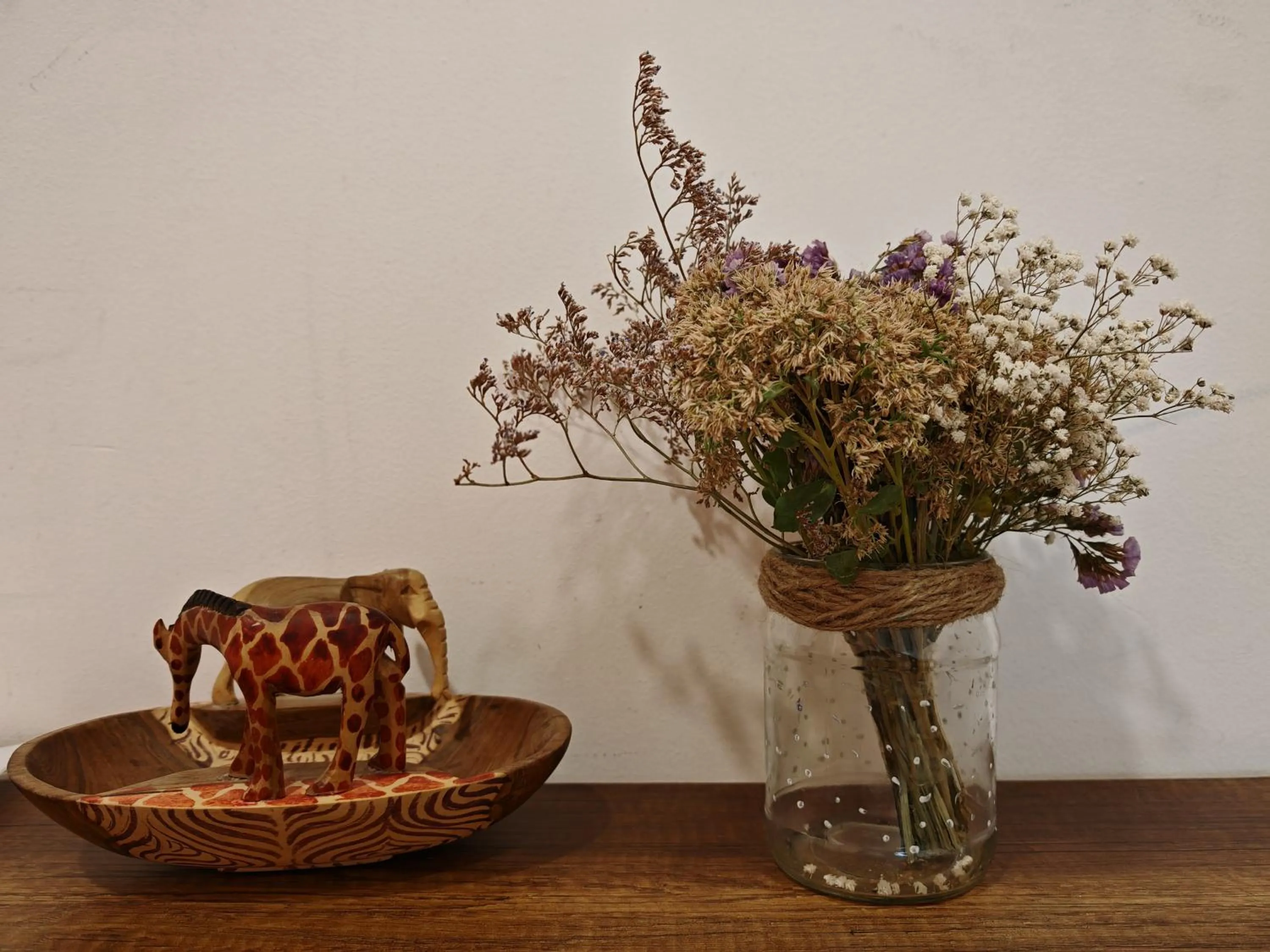 Decorative detail in Blur Inn Gallery