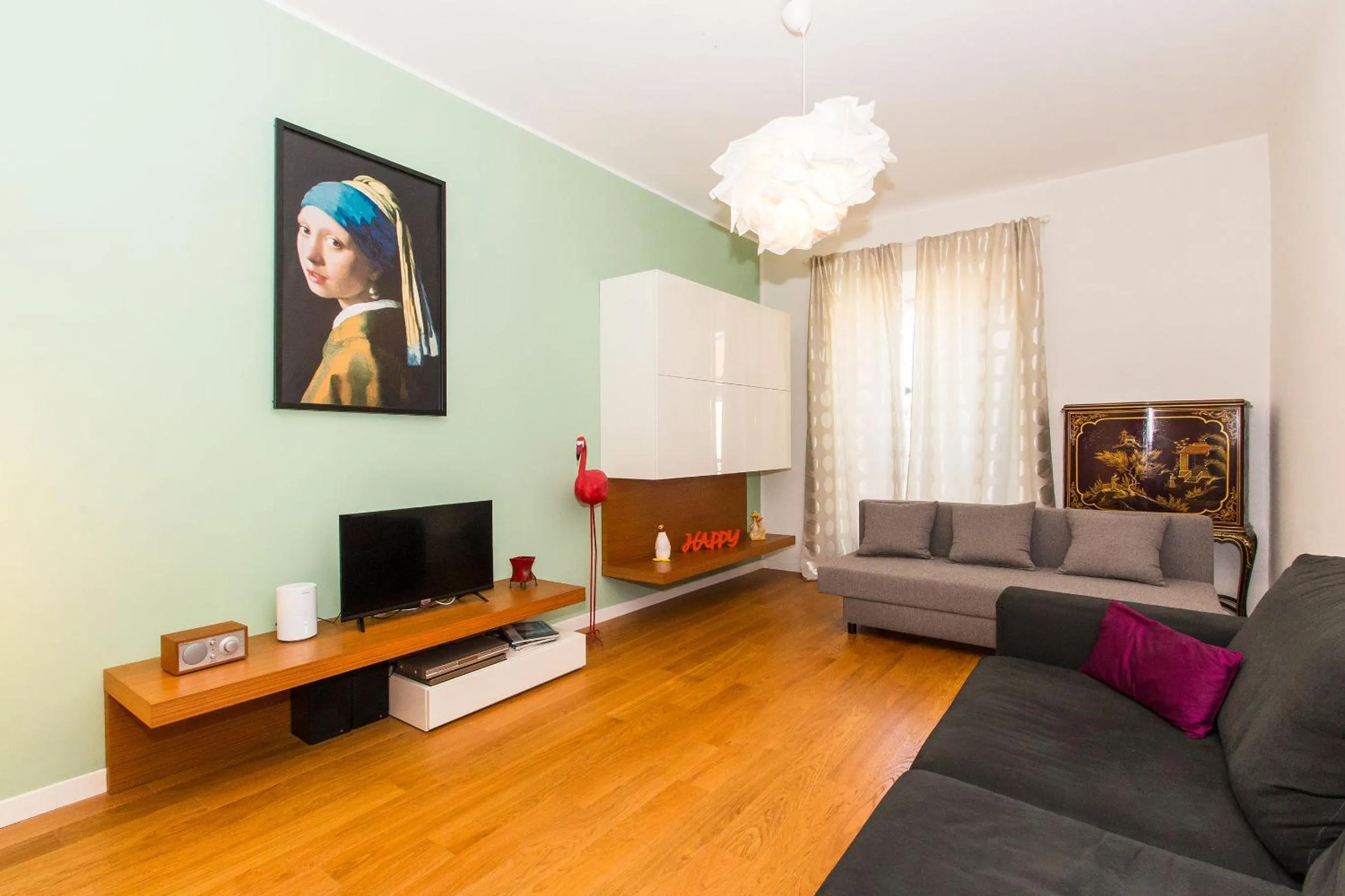 GuestHost - Porta Nuova & Parco del Valentino Roomy Flat