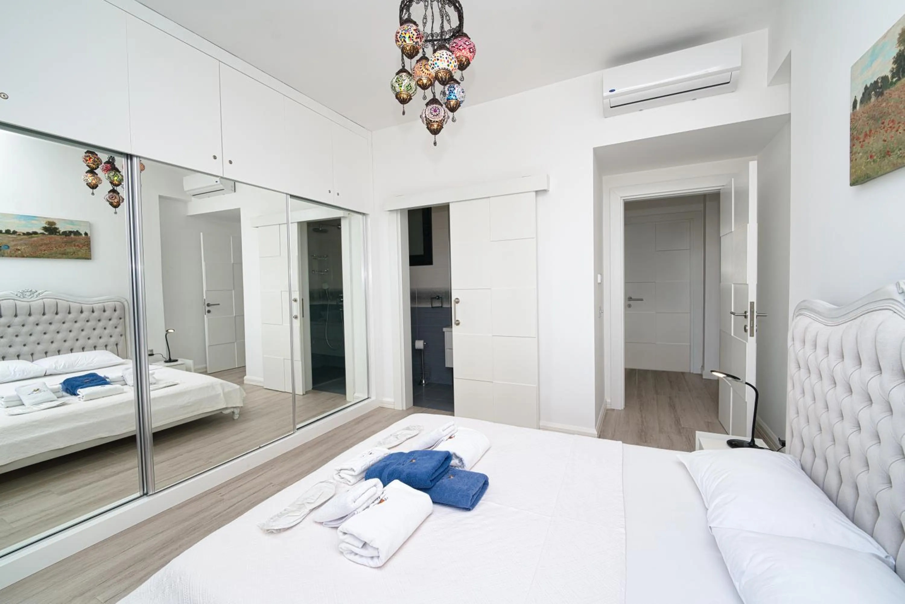 Bed in Maldives Holiday Homes