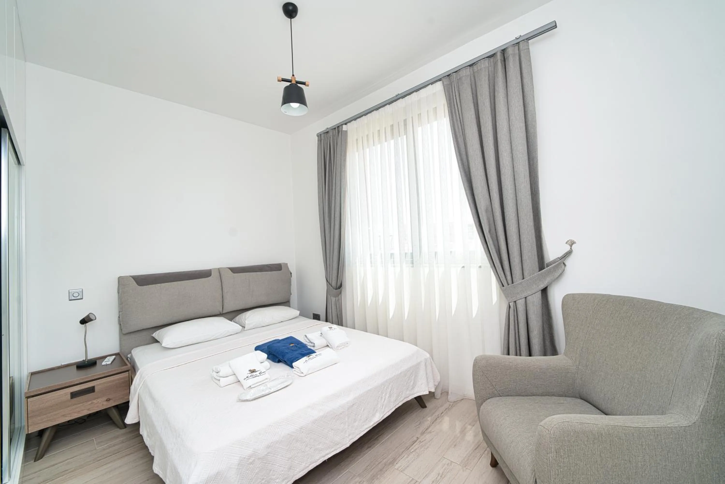 Bed in Maldives Holiday Homes