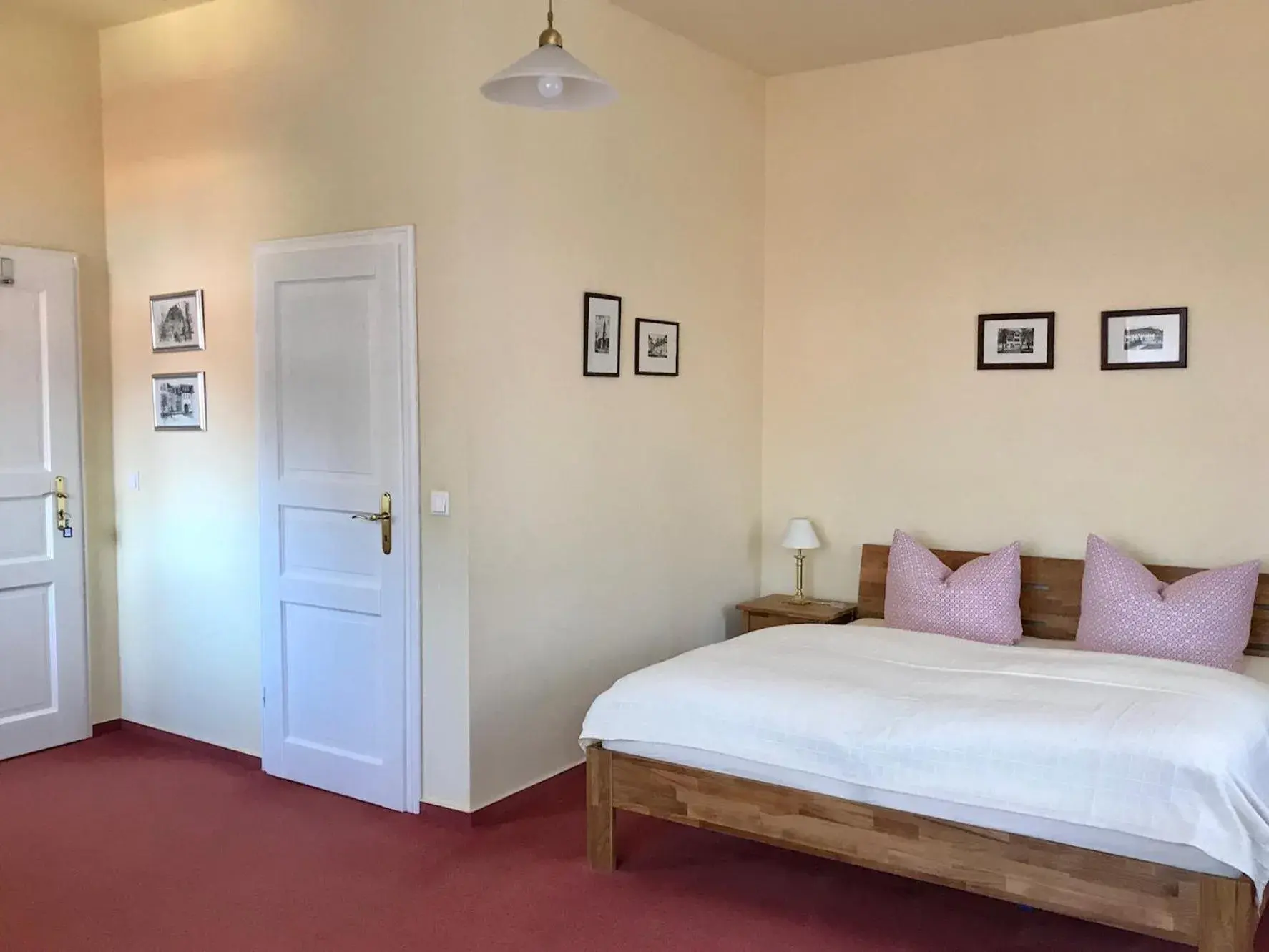 Standard Room - single occupancy in Pension Villa Gisela Standard Room - single occupancy in Pension Villa Gisela