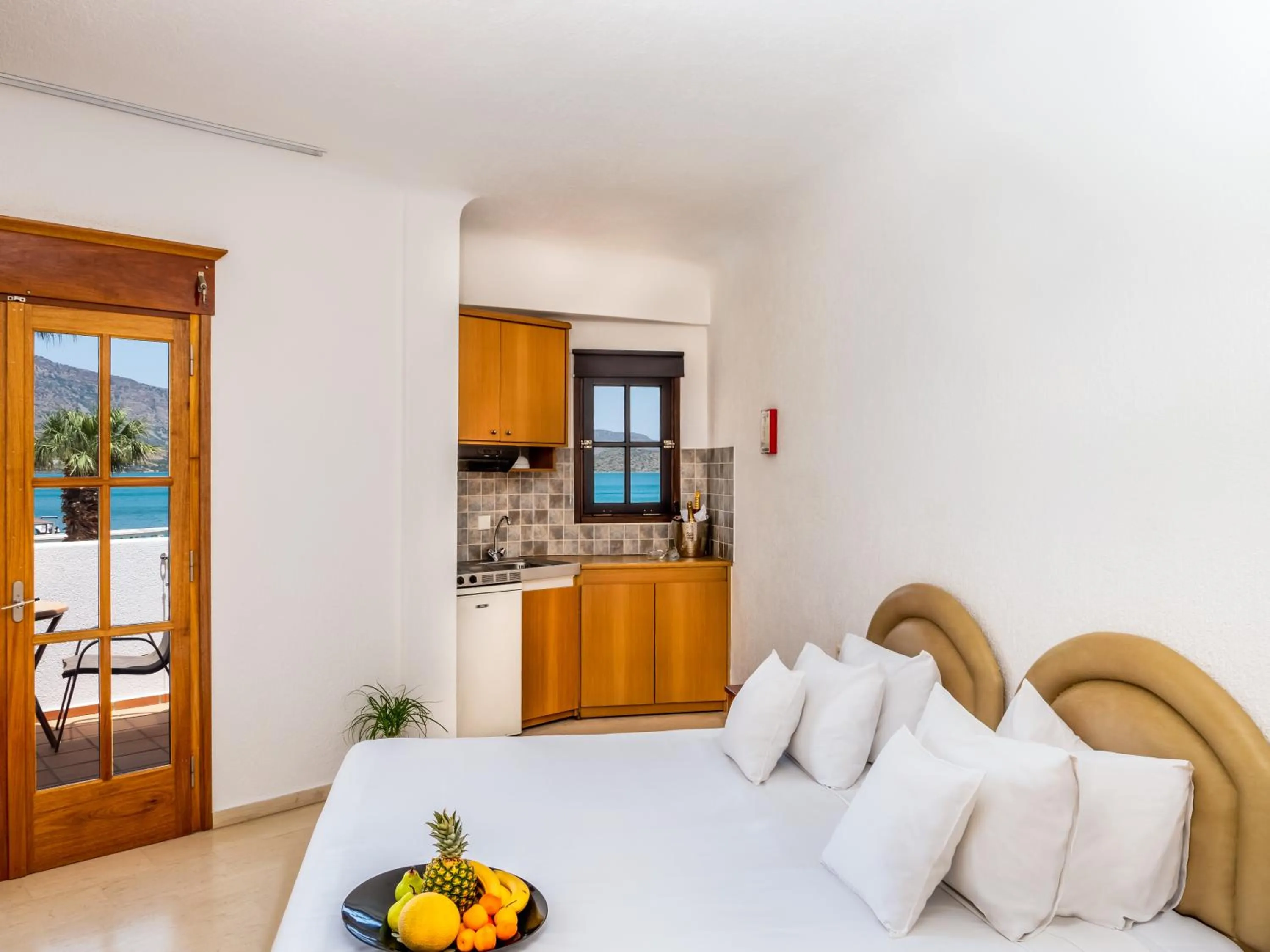 Bedroom in Elounda Alikes Suites & Studios